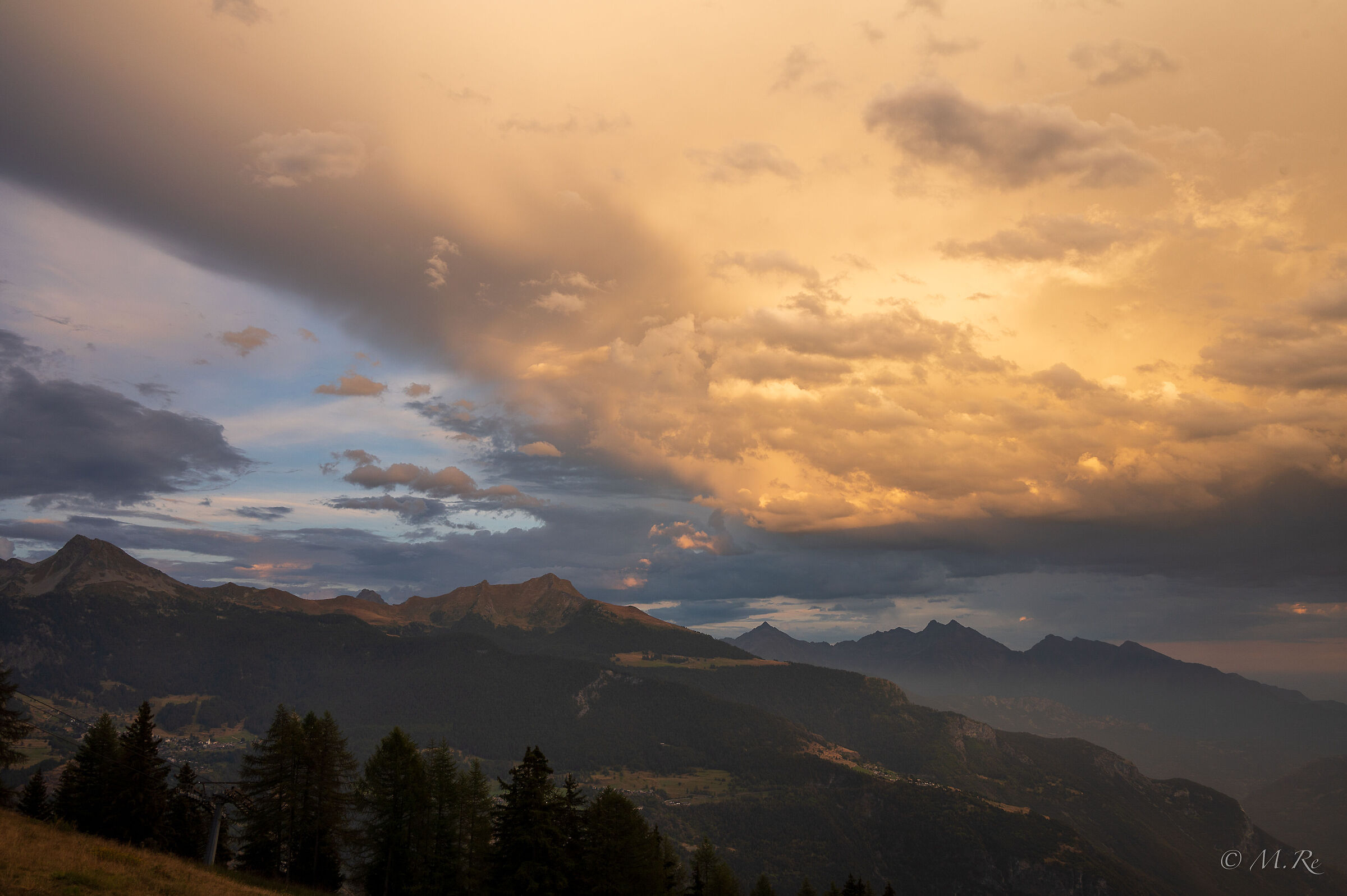 Sunset in the mountains 2