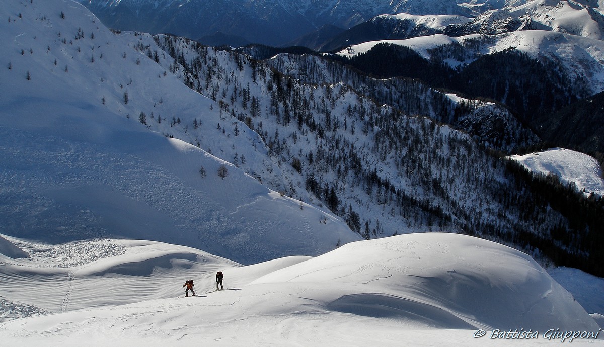 Ski touring on Orobian