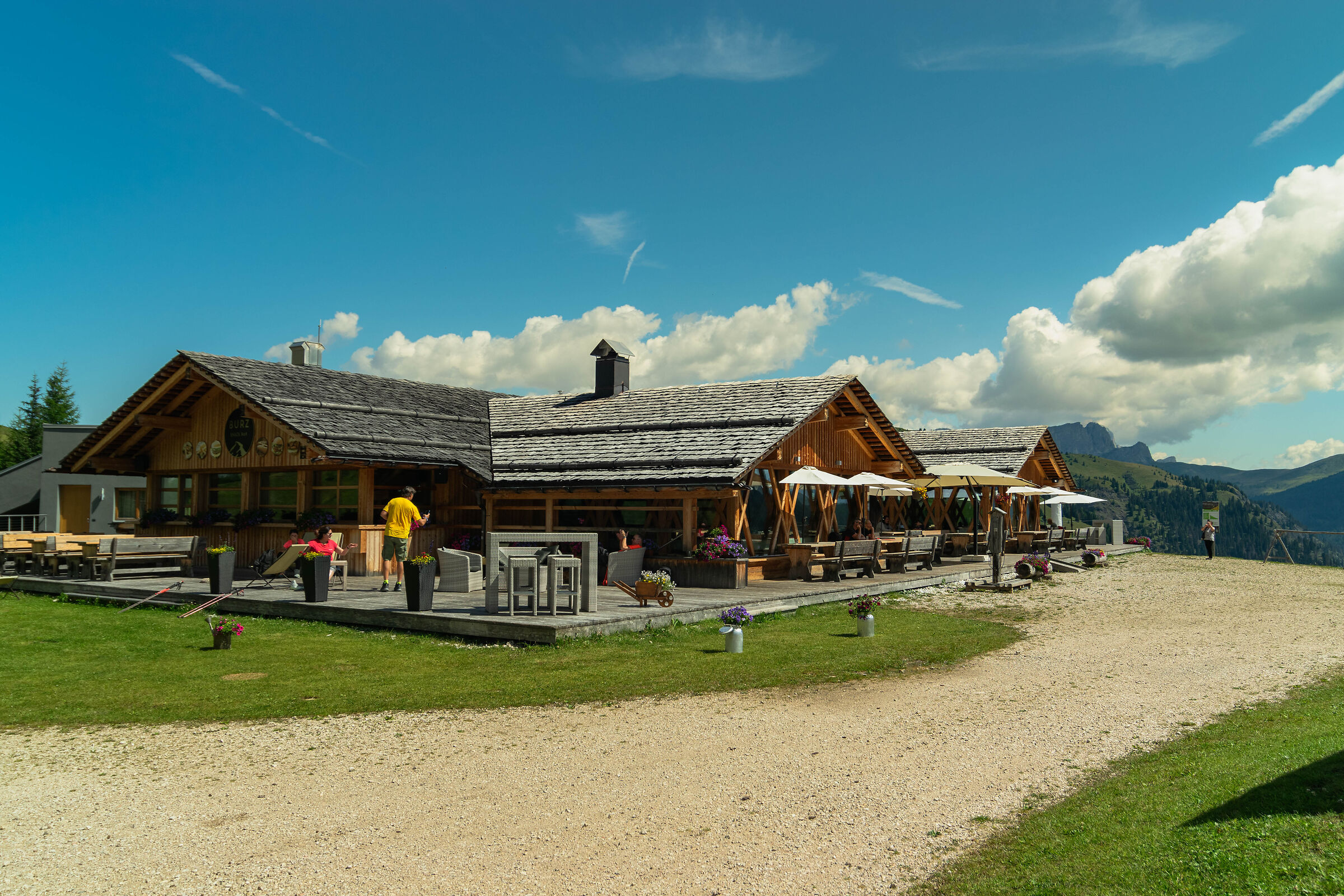 Burz Hut