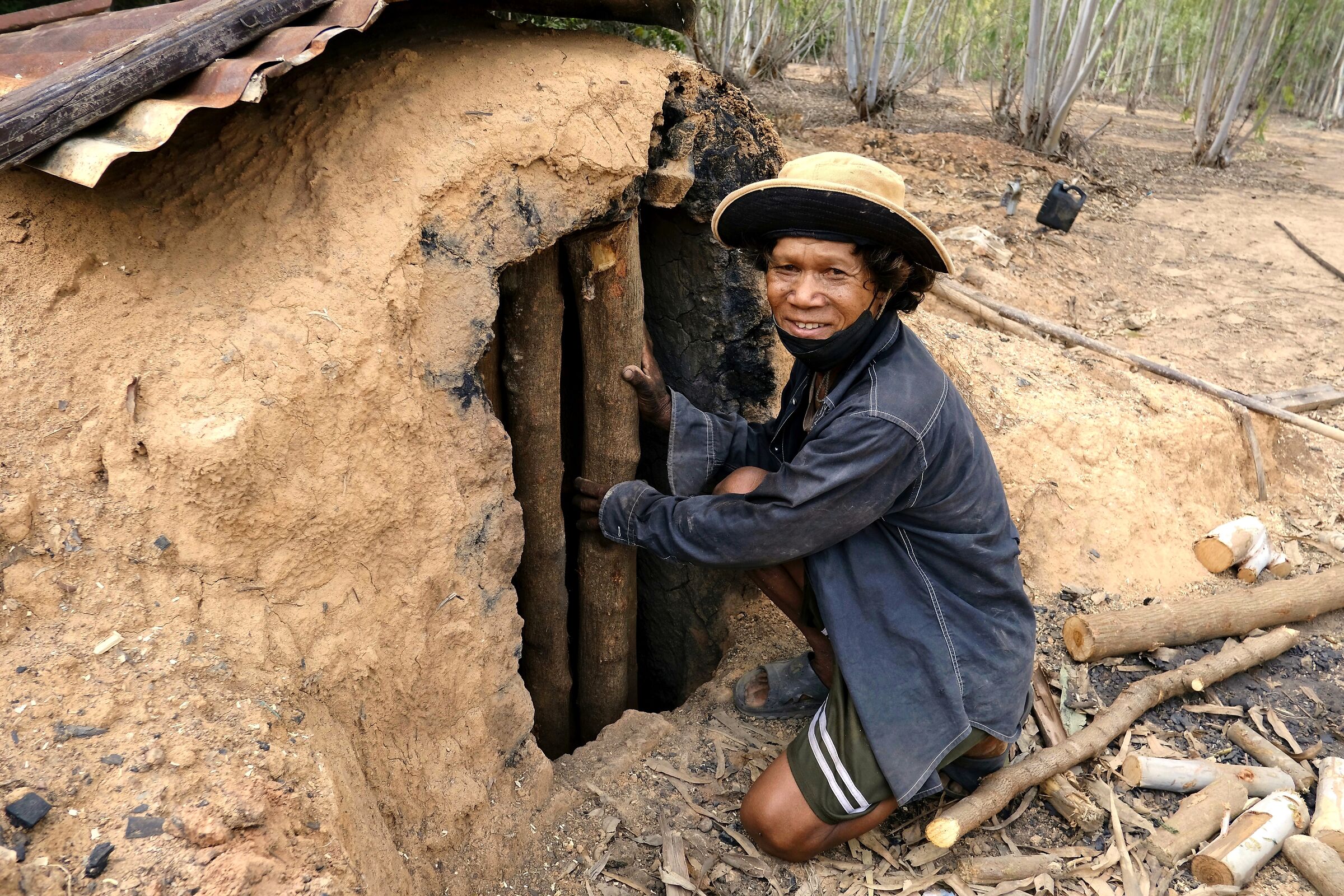 Kig and his charcoal pit