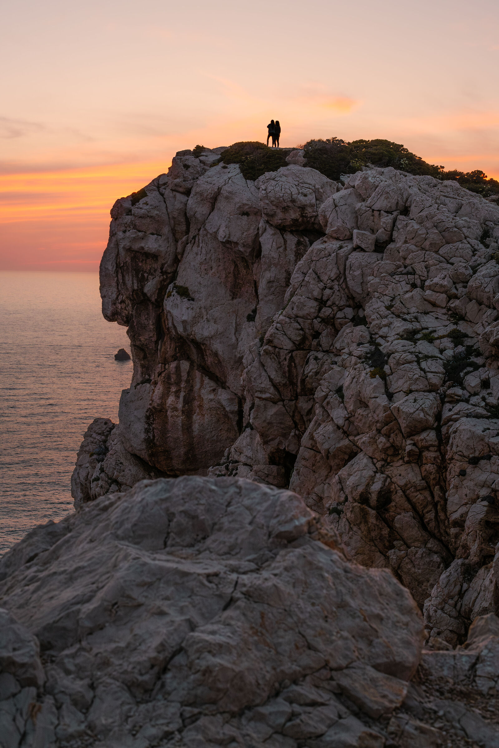 Il cielo dedica il tramonto a chi ama. E noi? Noi siamo