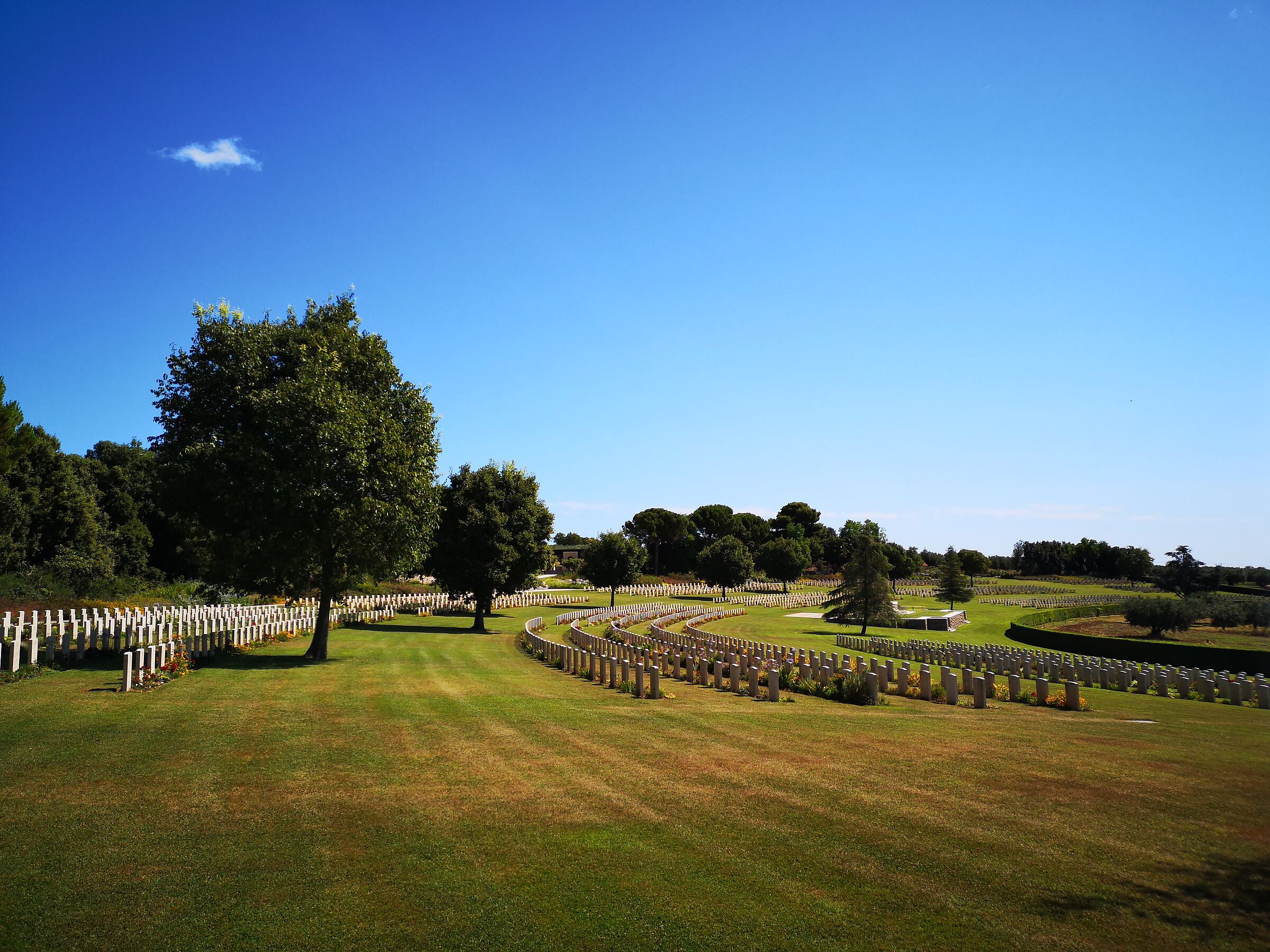 English Military Cemetery of Torino di Sangro