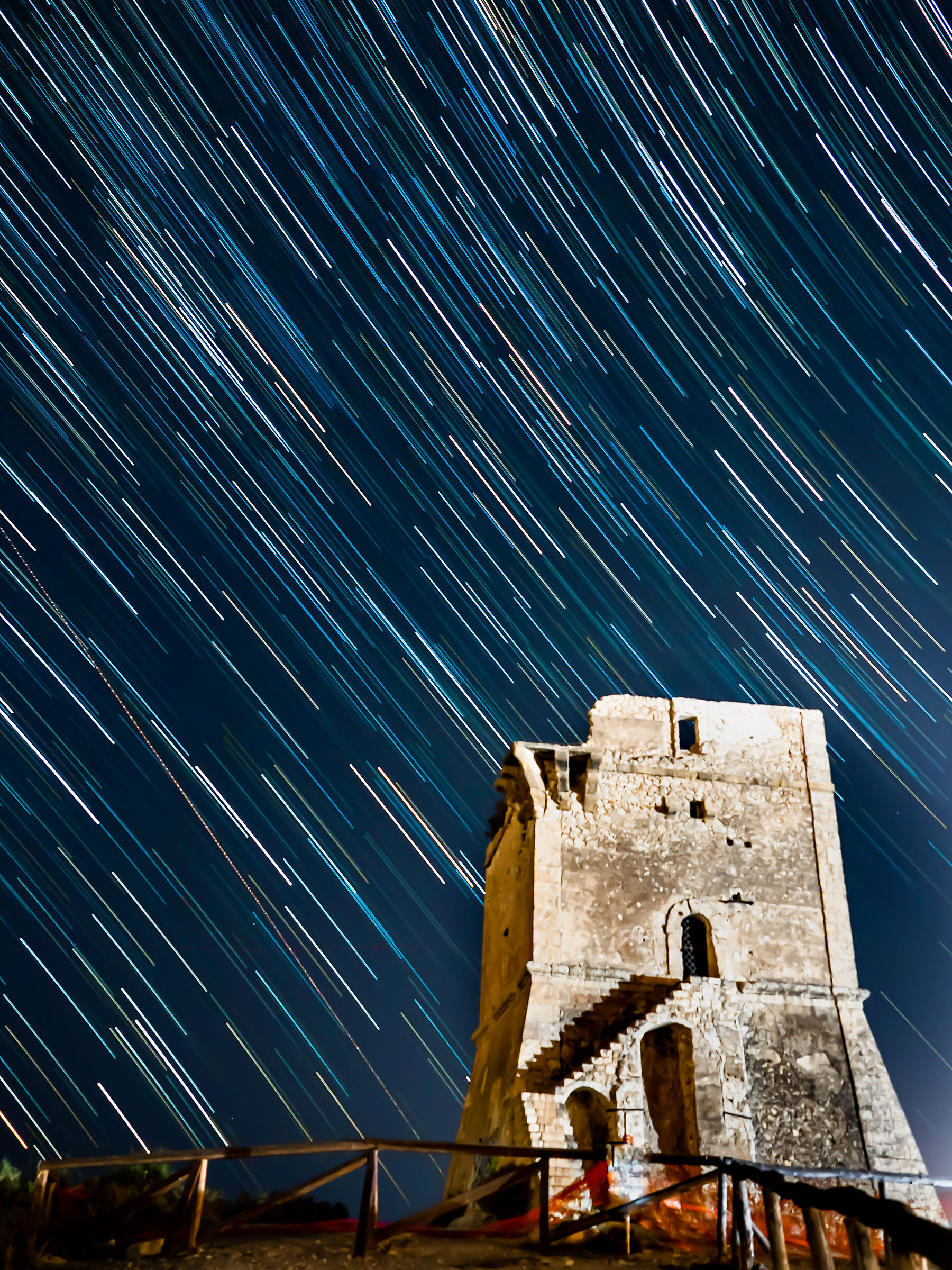 Startrail sopra la Torre