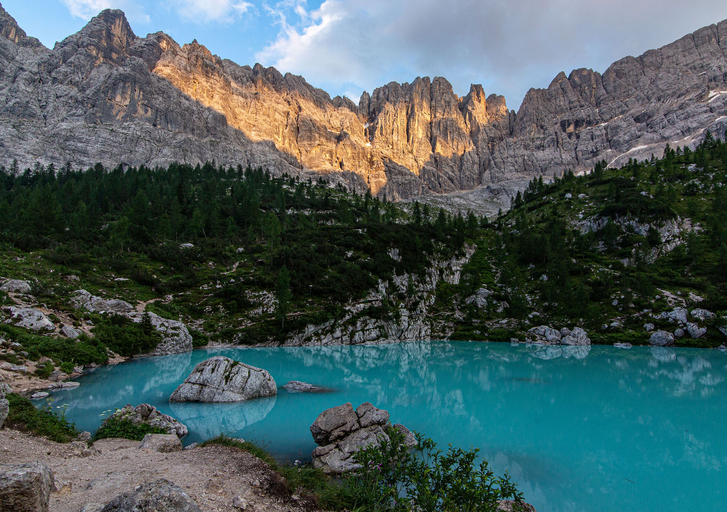 Glimpses of sunshine on the mountains of Sorapis