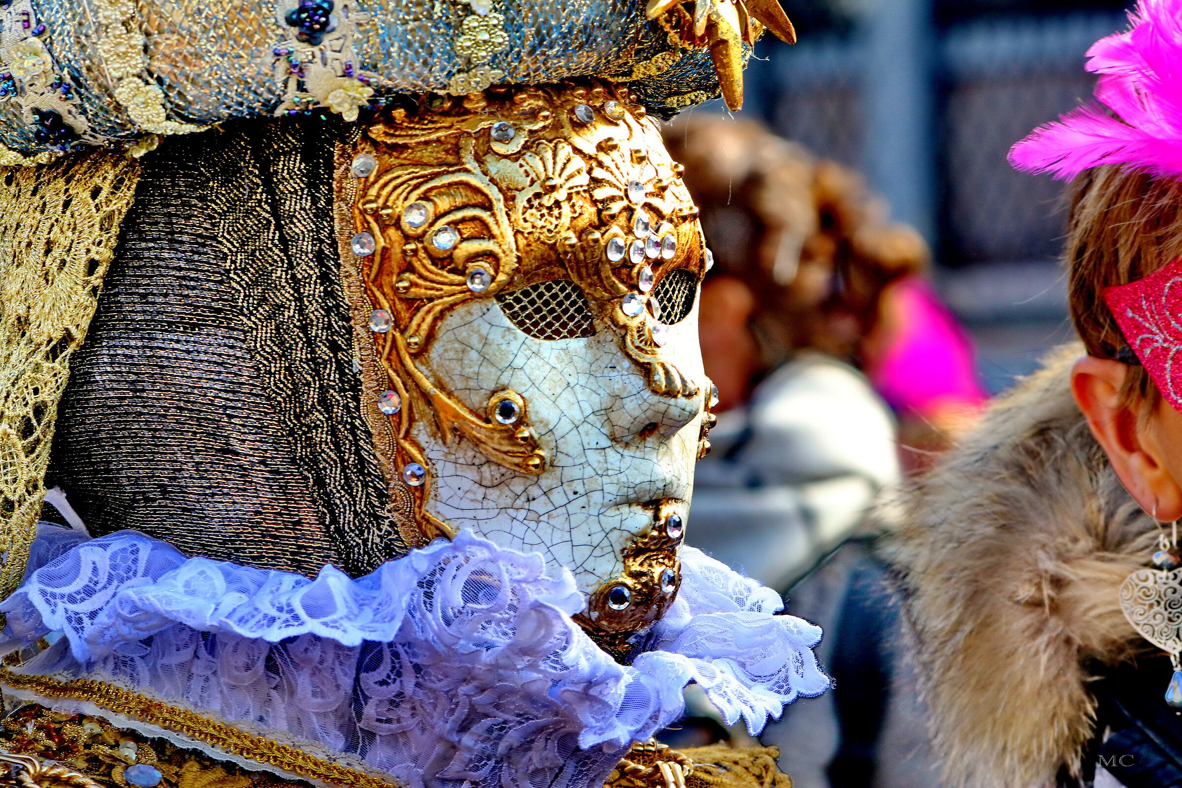 Venezia e i suoi puntini di sospensione.