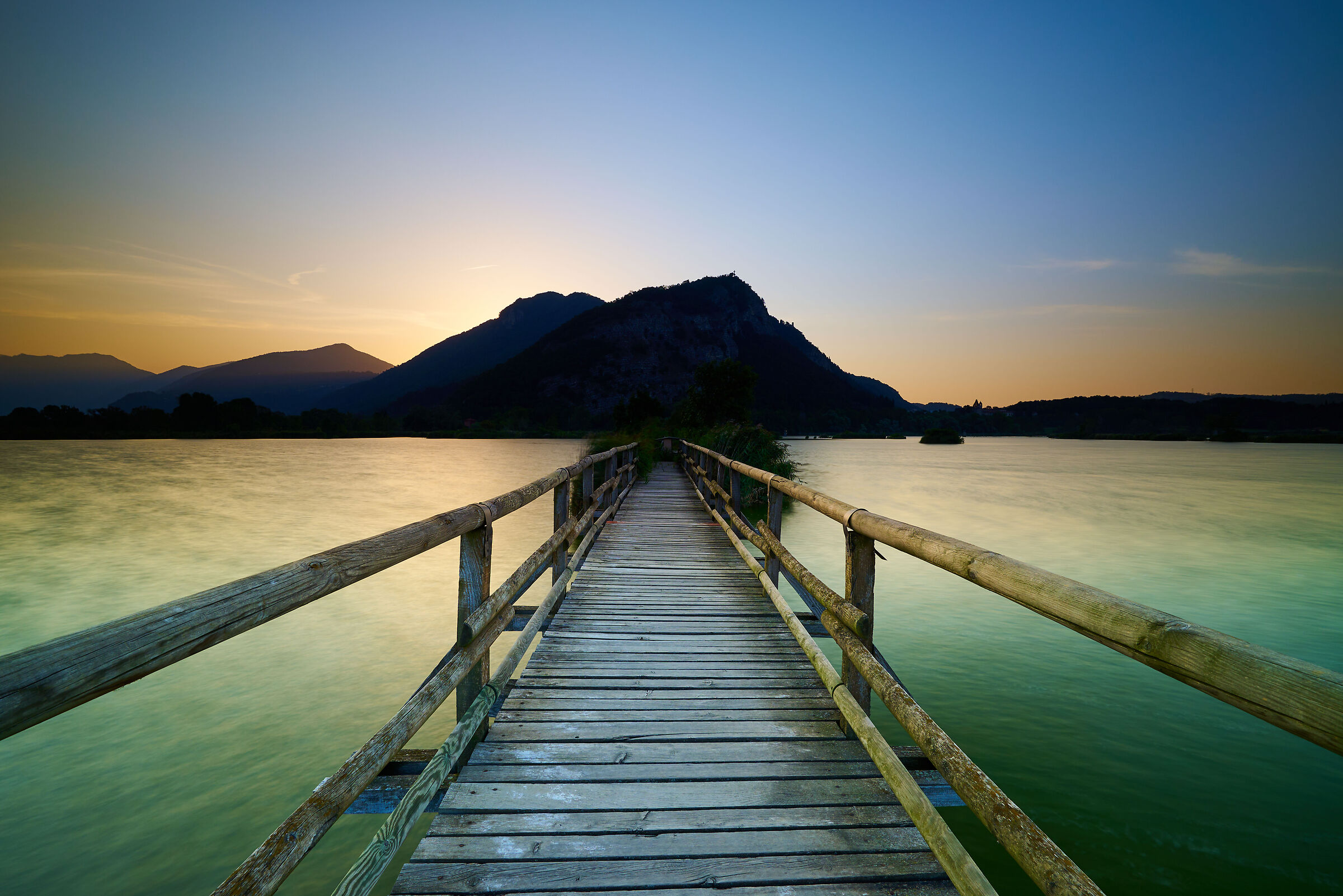 Sunrise at the peat bogs of the sebino (Bs)