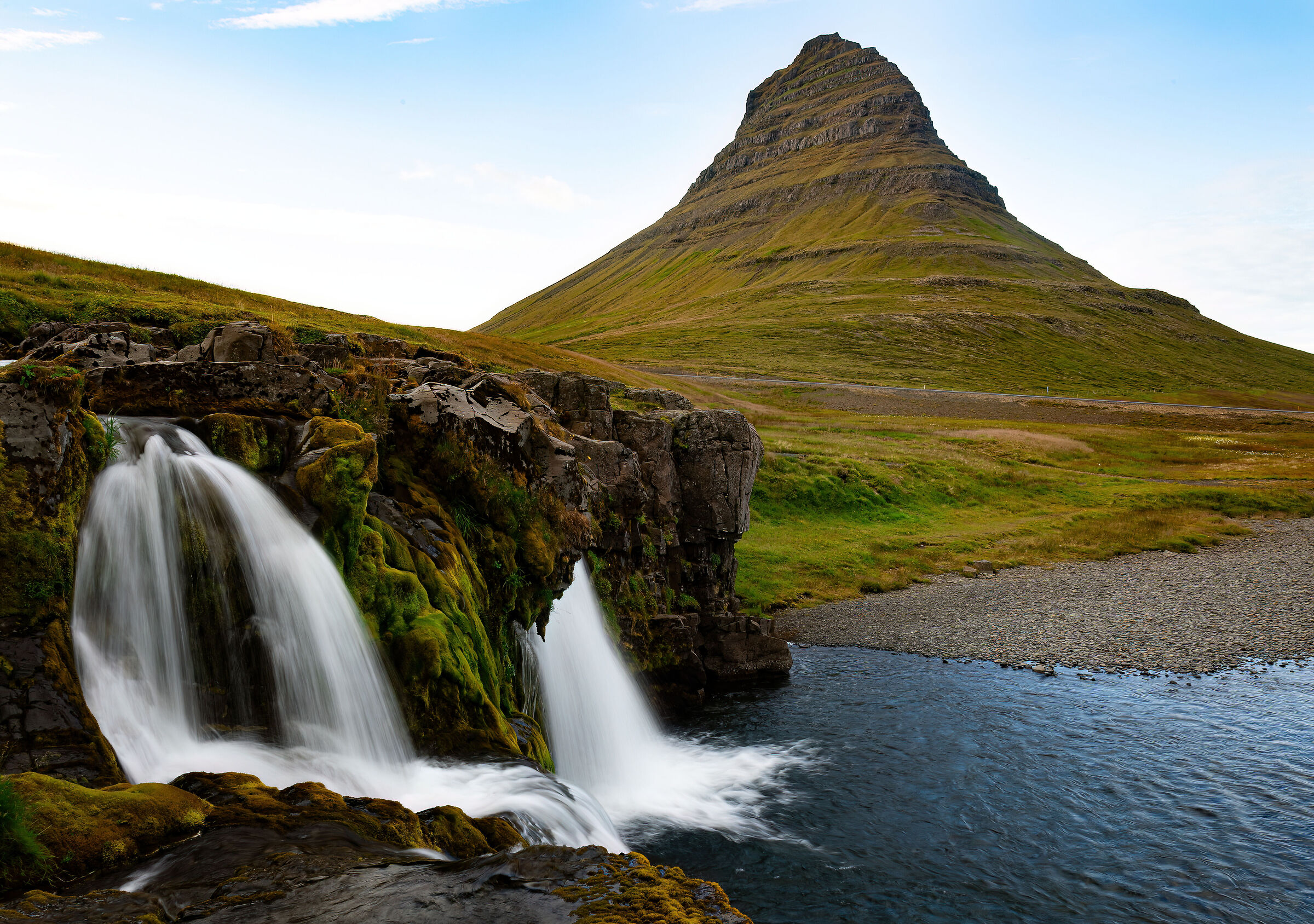 Kirkjufell and the waterfall