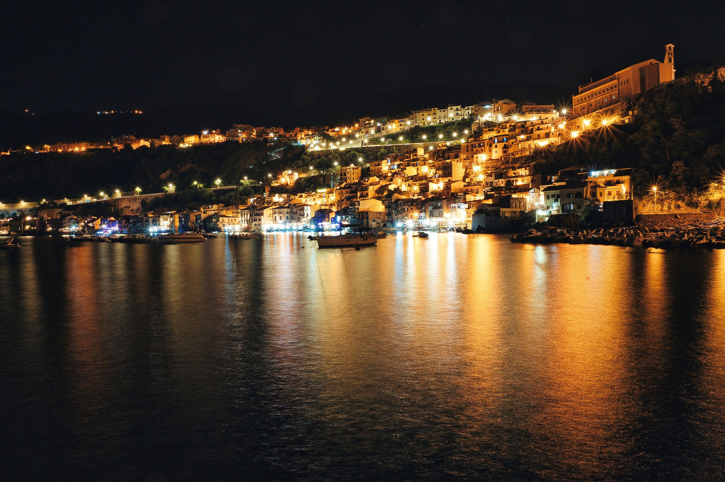 Scilla - Chianalea Night