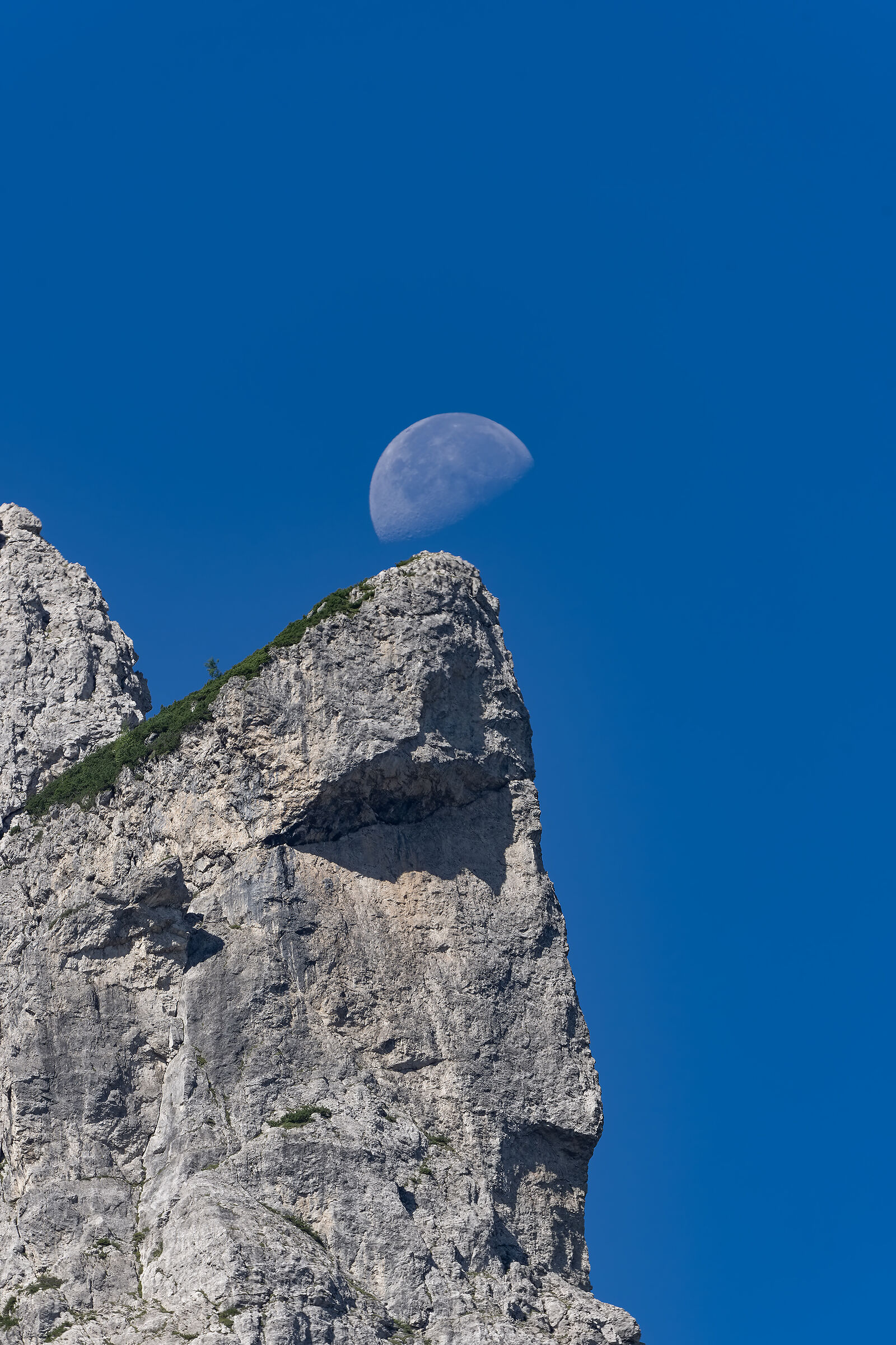 The Sphinx and the Moon