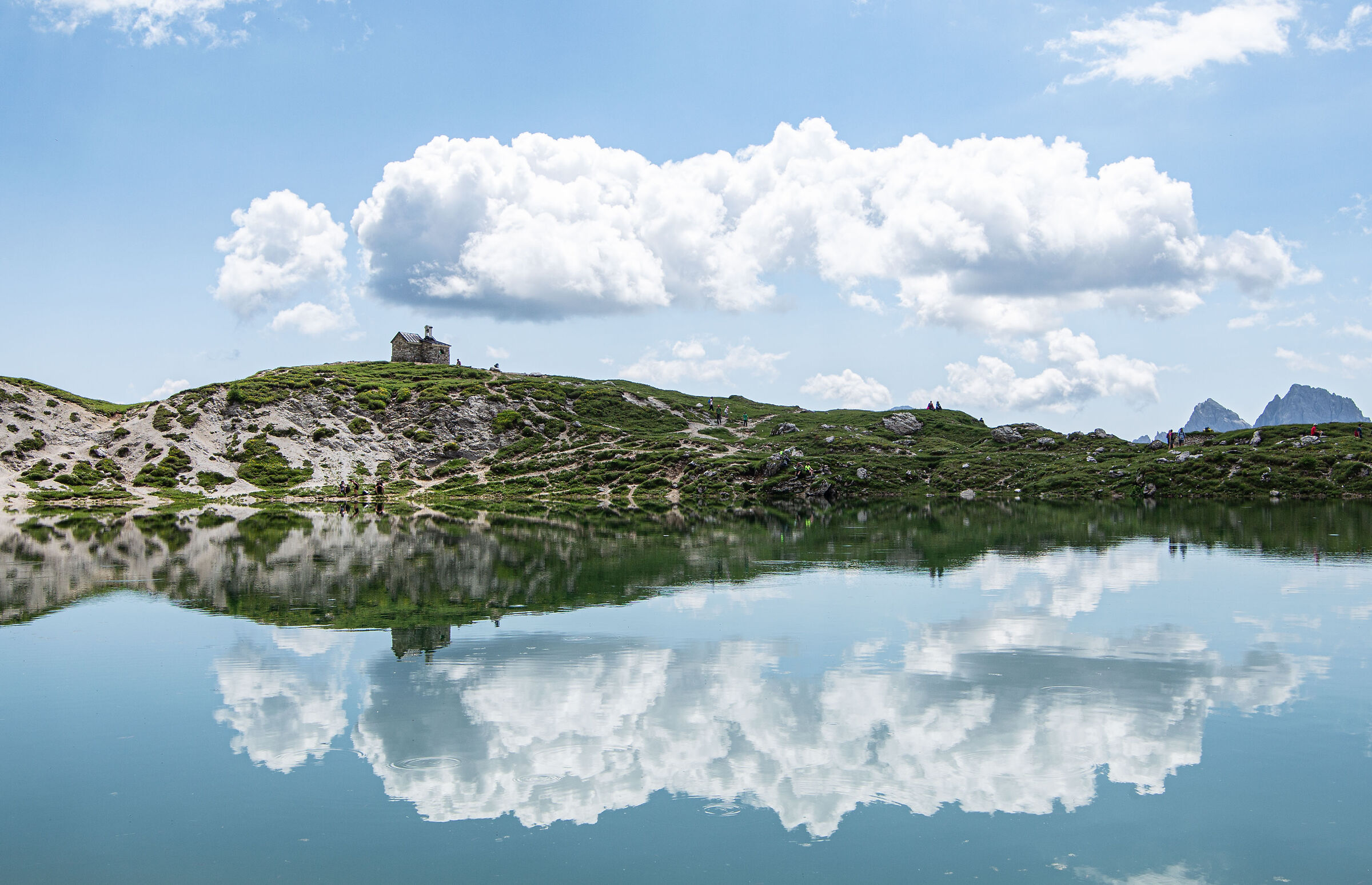 Sopra le nuvole, ai laghi d'olbe.
