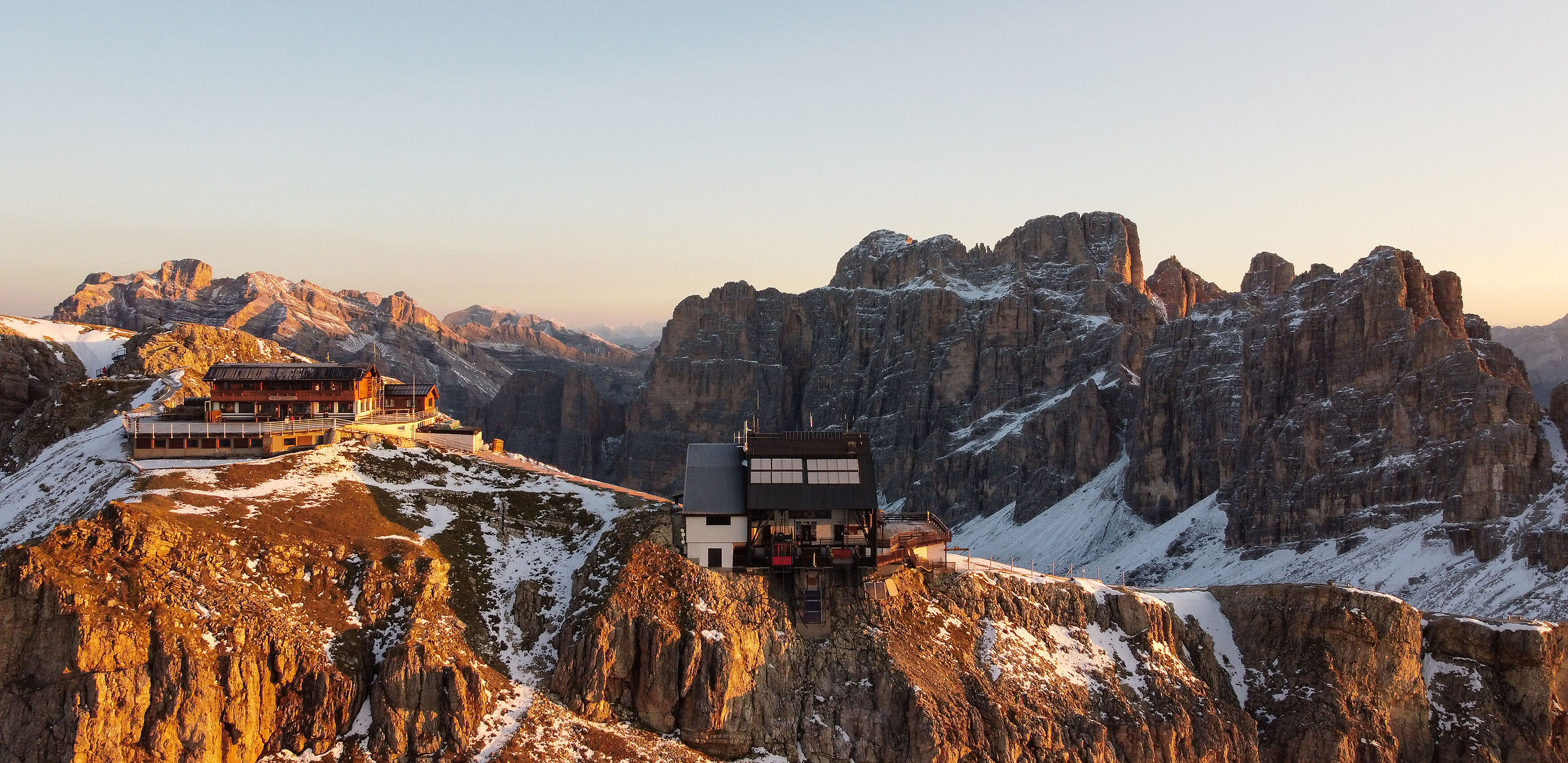 Rifugio Lagazuoi at sunset