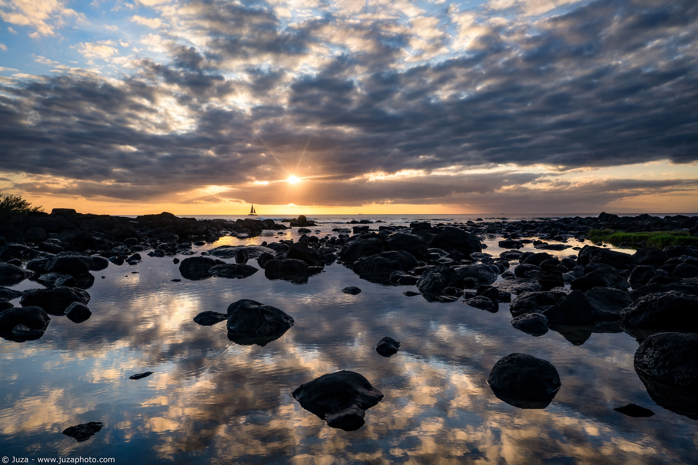 The sailboat and the sunset