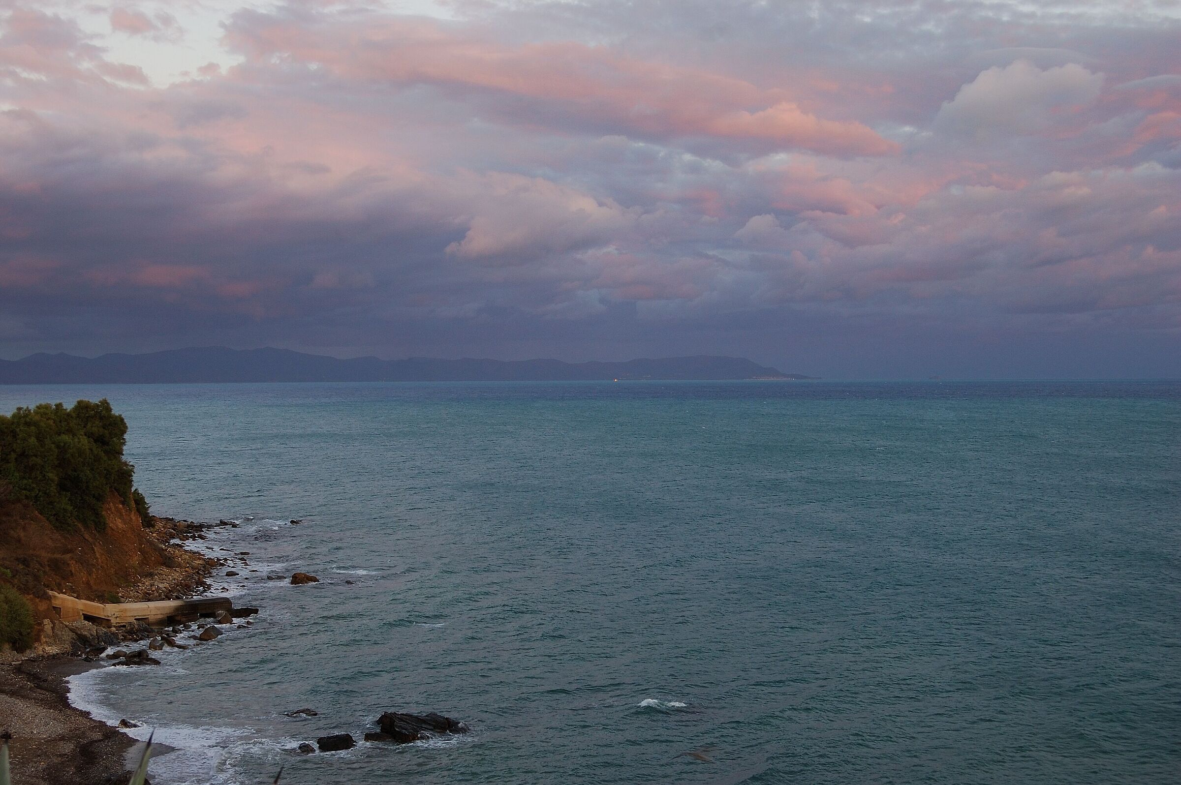 Rosé sky at sunset, Piombino