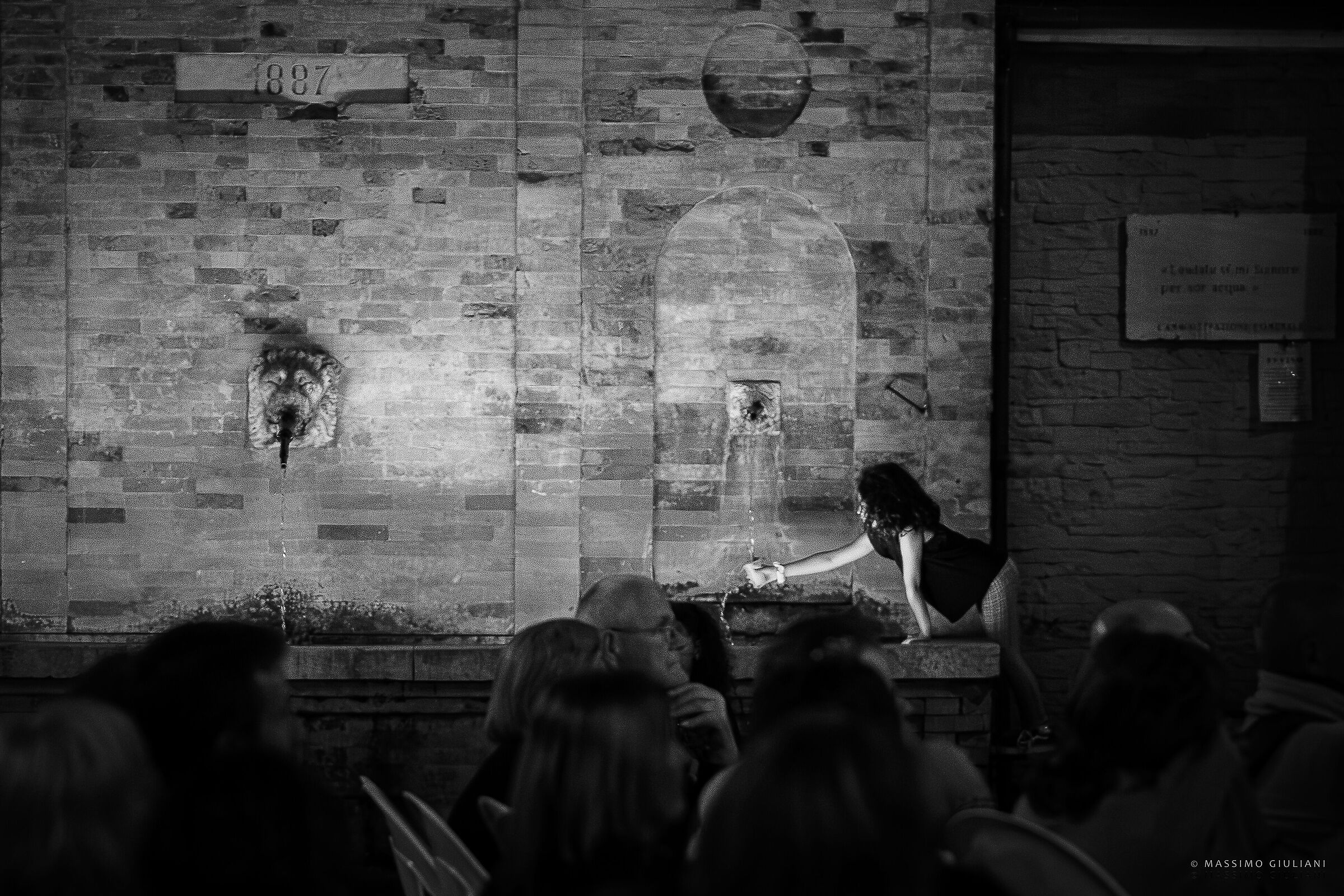 What a great fortune the fountains in summer