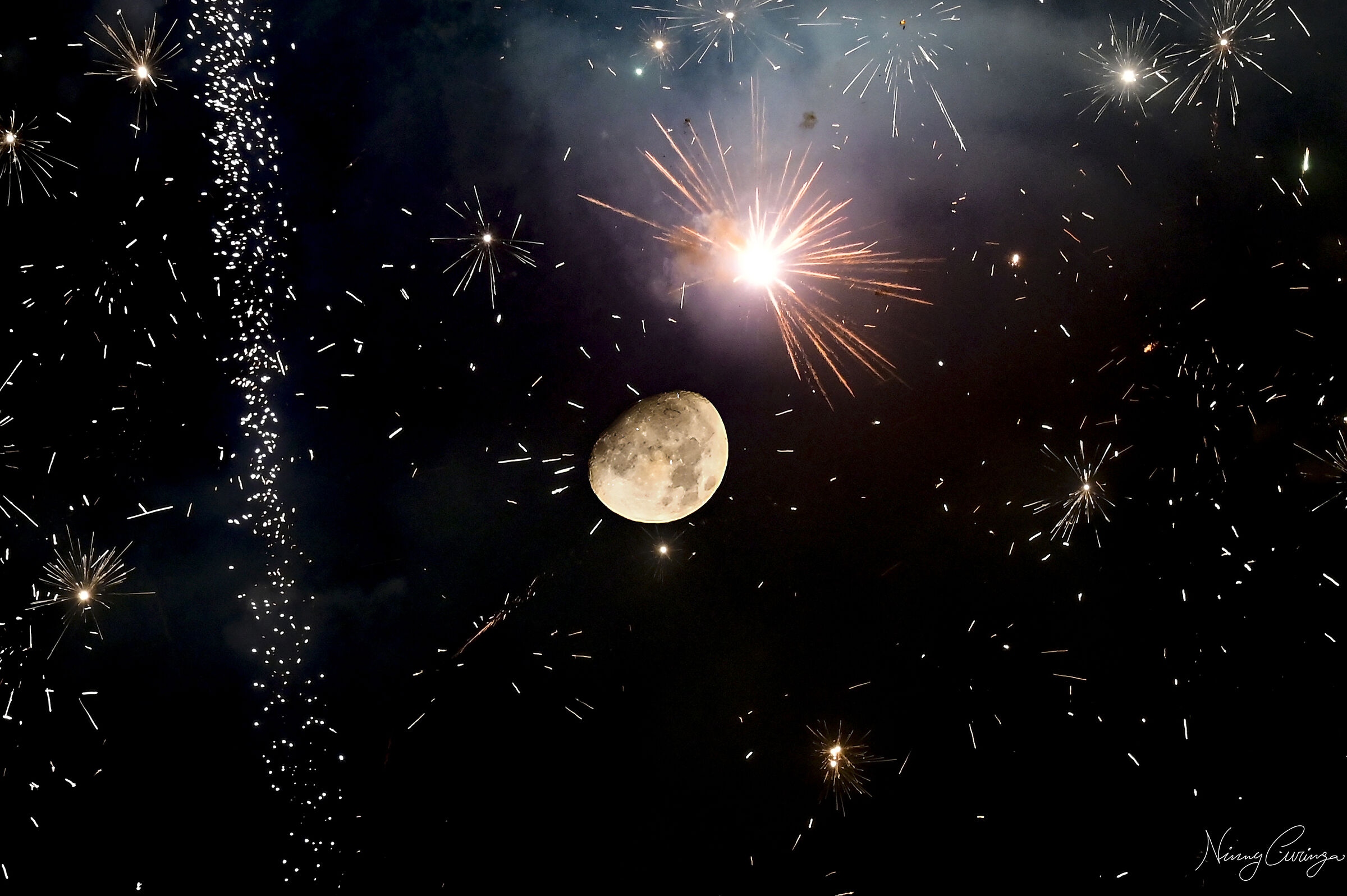 Moon between fires 5