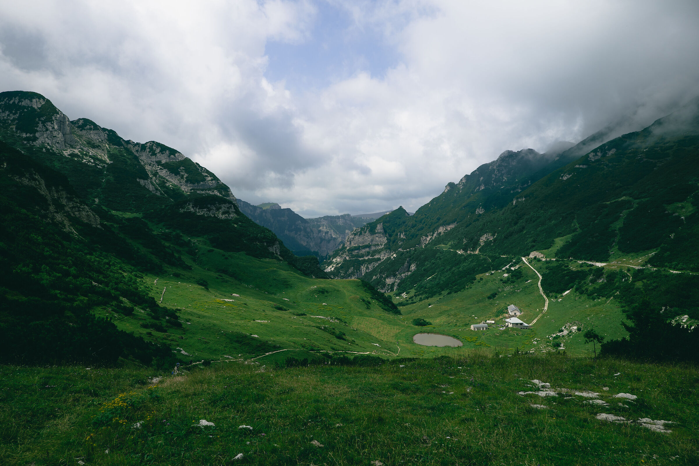 Valley under the Carega