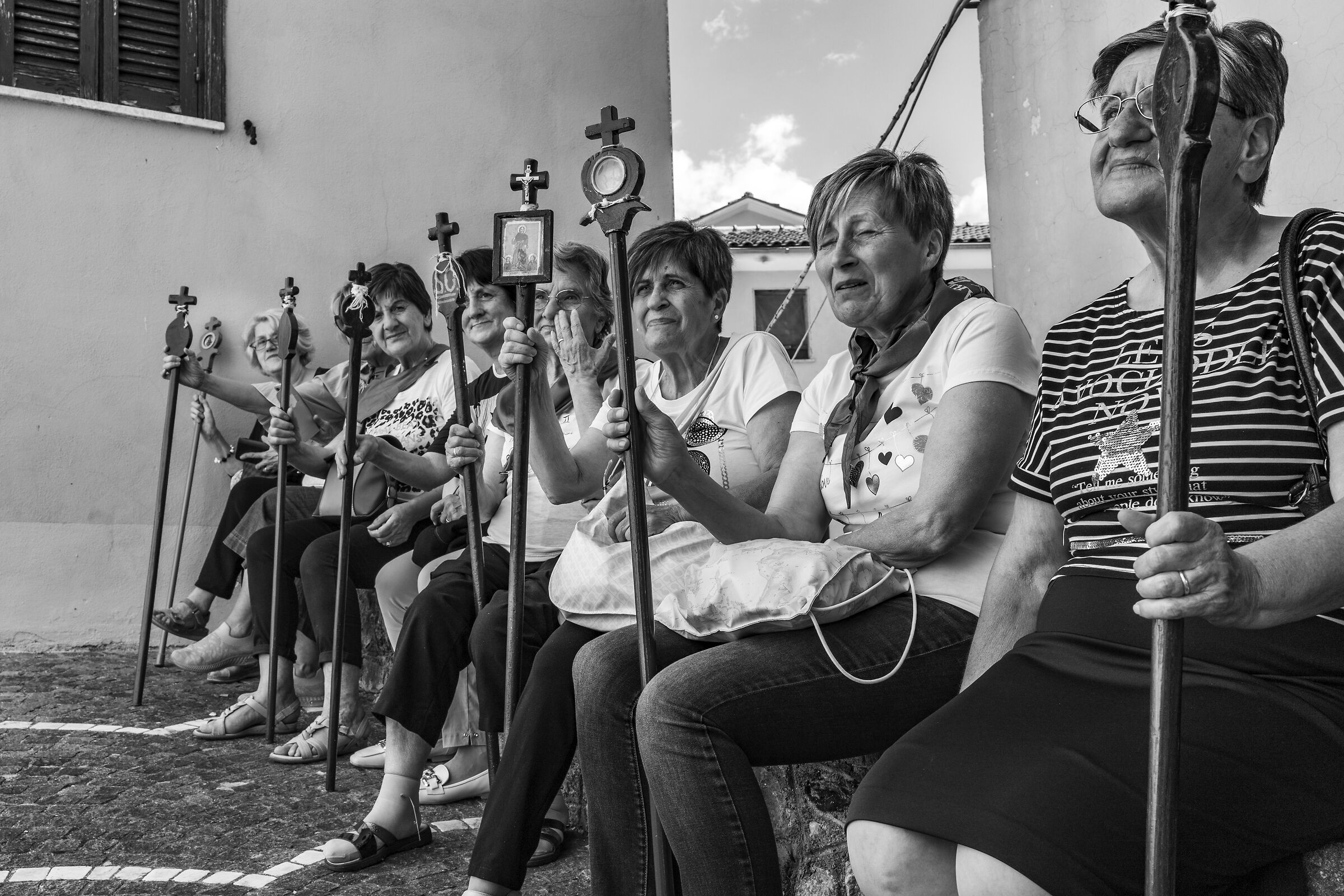 S. Gerardo - waiting to participate in the procession