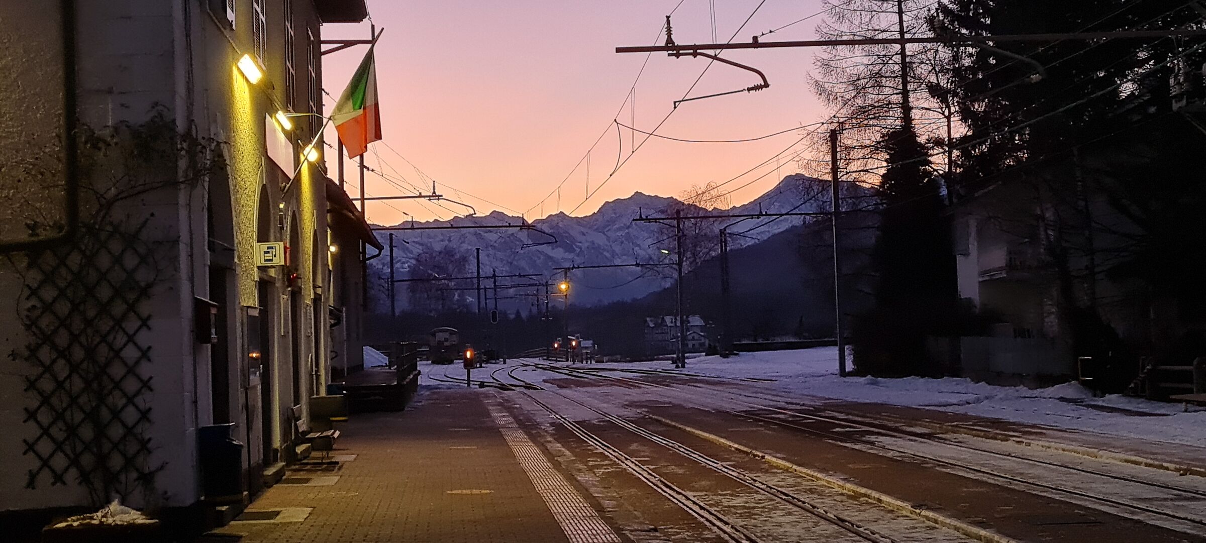 Deserted station