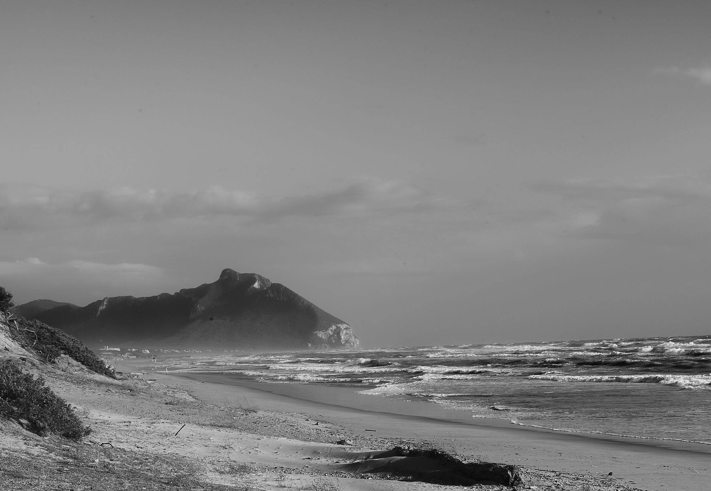 Circeo in b&w