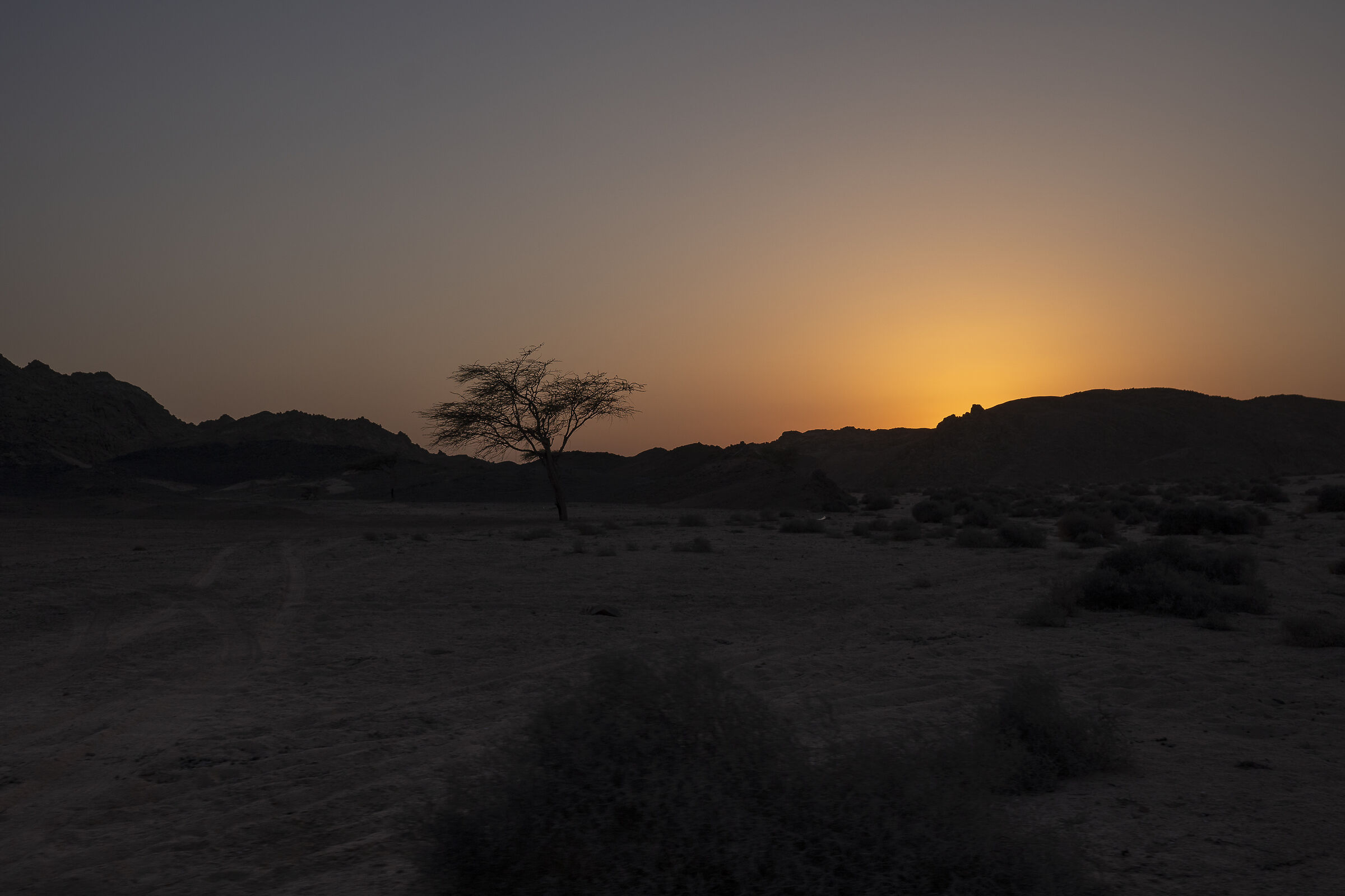 Tramonto nel deserto del sahara Orientale