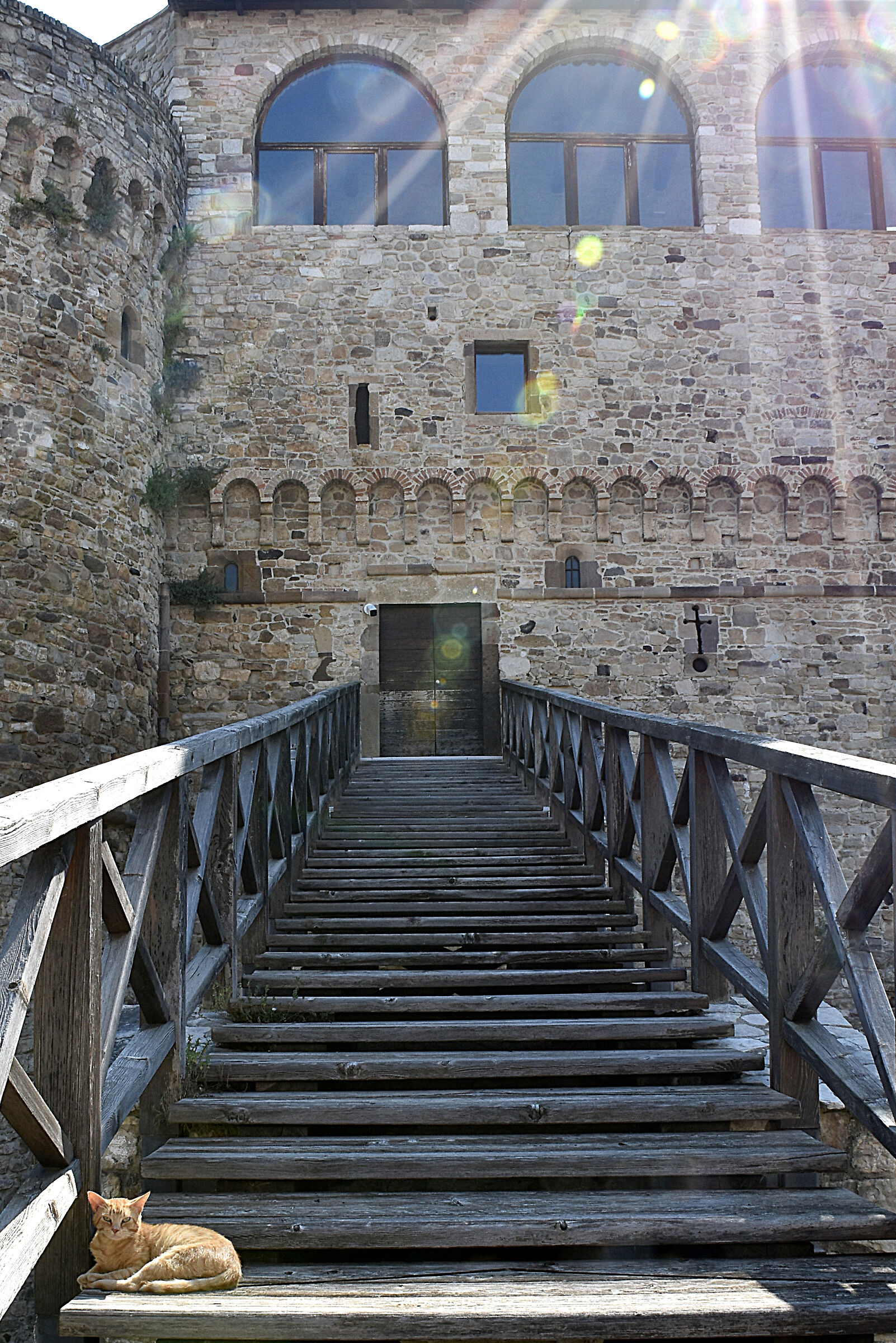 Former drawbridge, with guardian