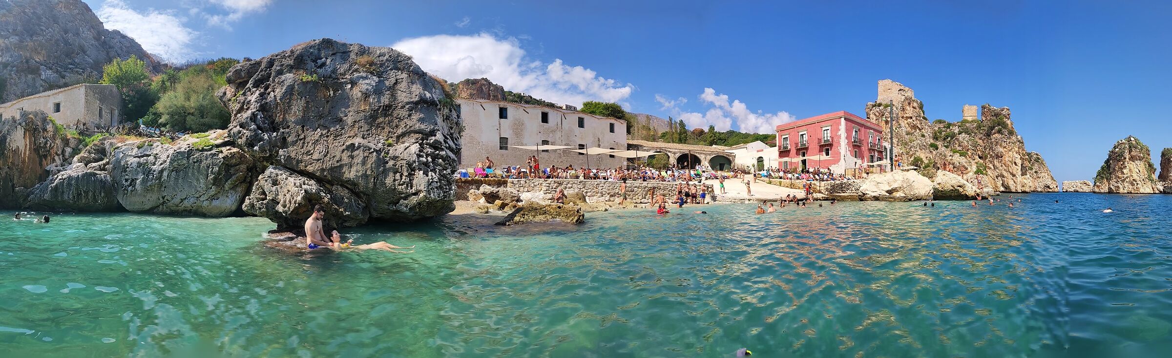 Panoramica di Scopello (dalla canoa)