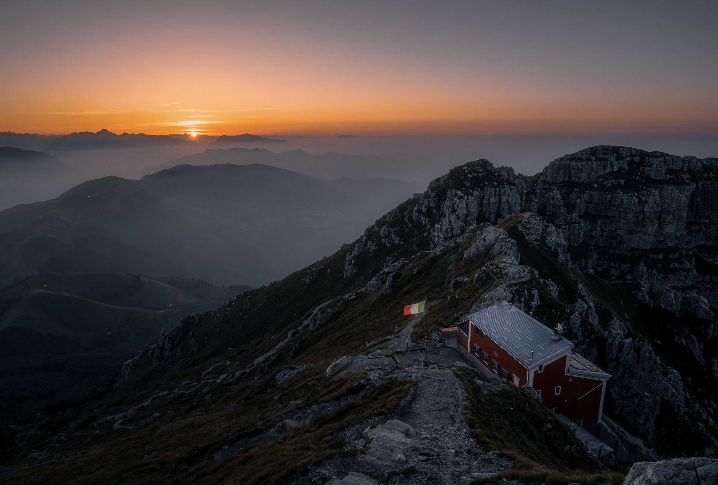 La pace dell'alba a 1850 m