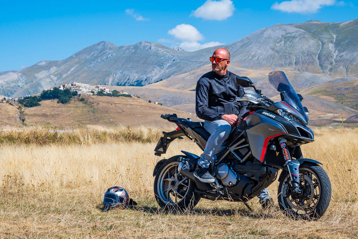 Multistrada 1260s to Castelluccio