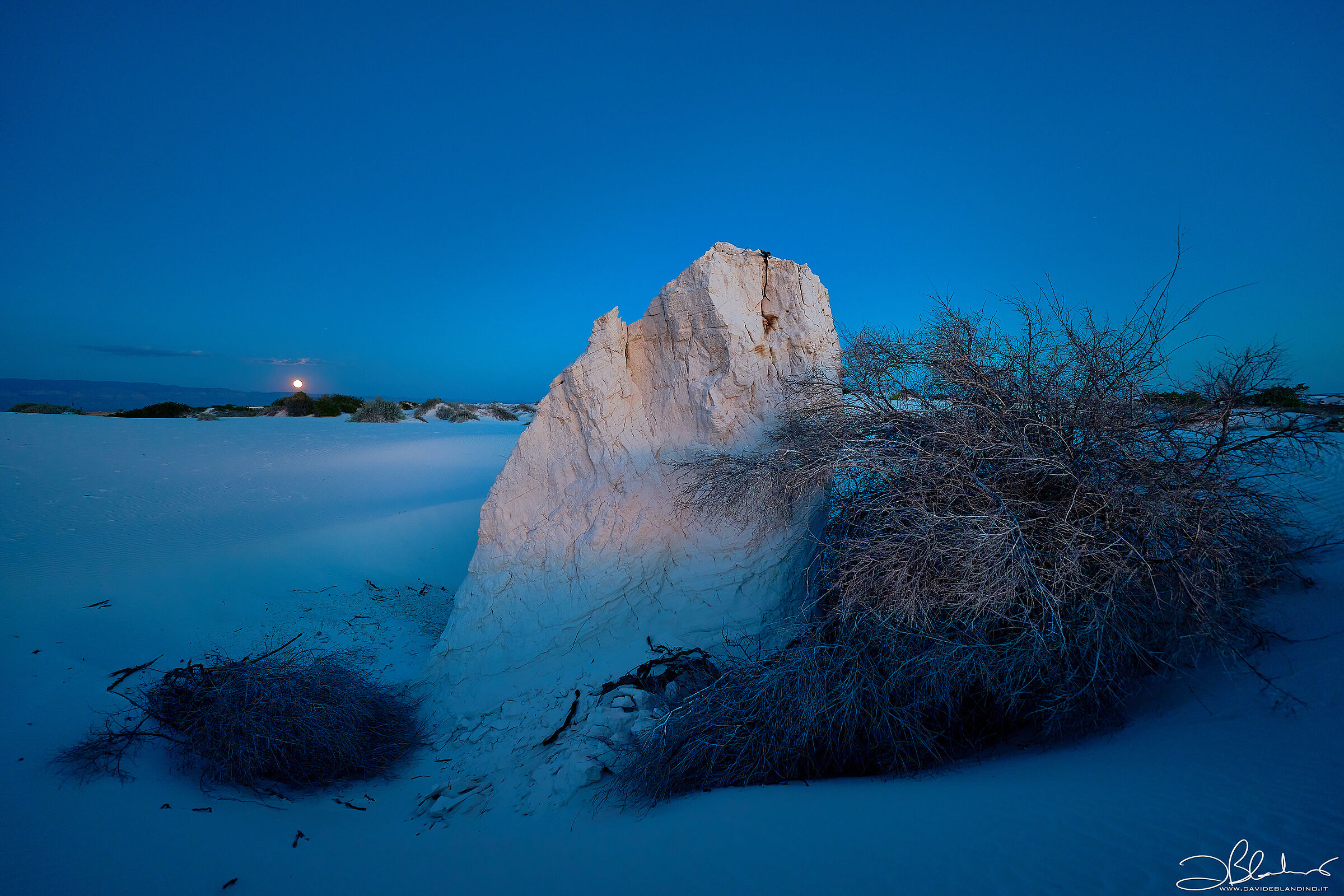 Sunset+moonrise in White Sands (nm)