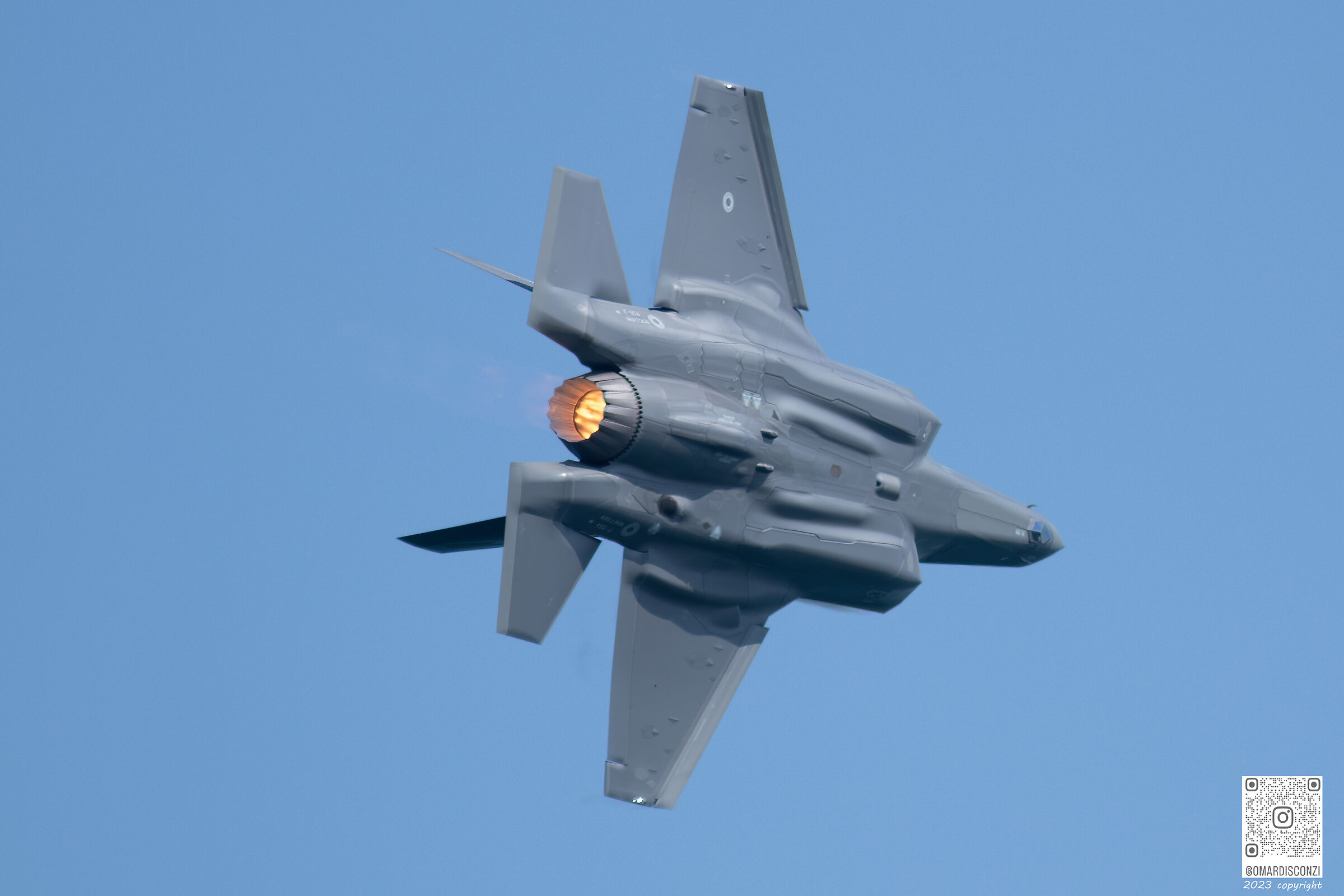f 35