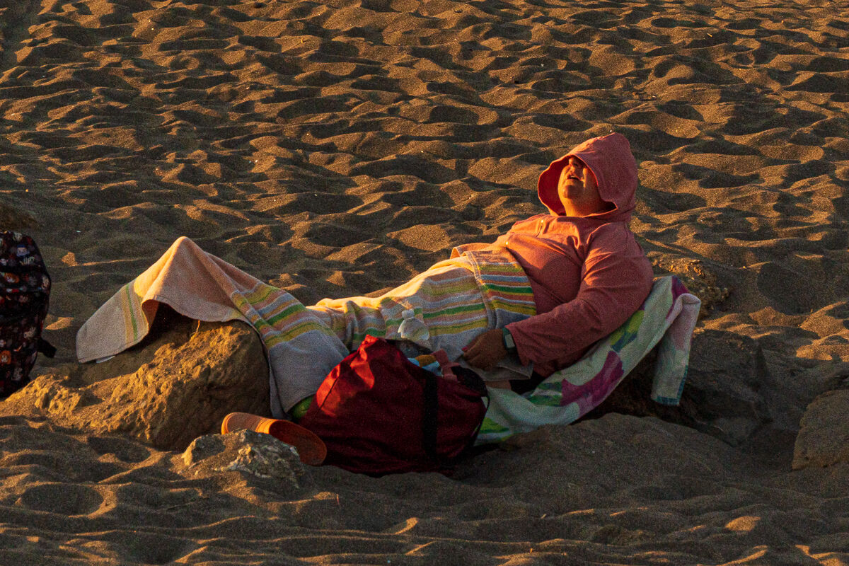 I love, look at the sunset...