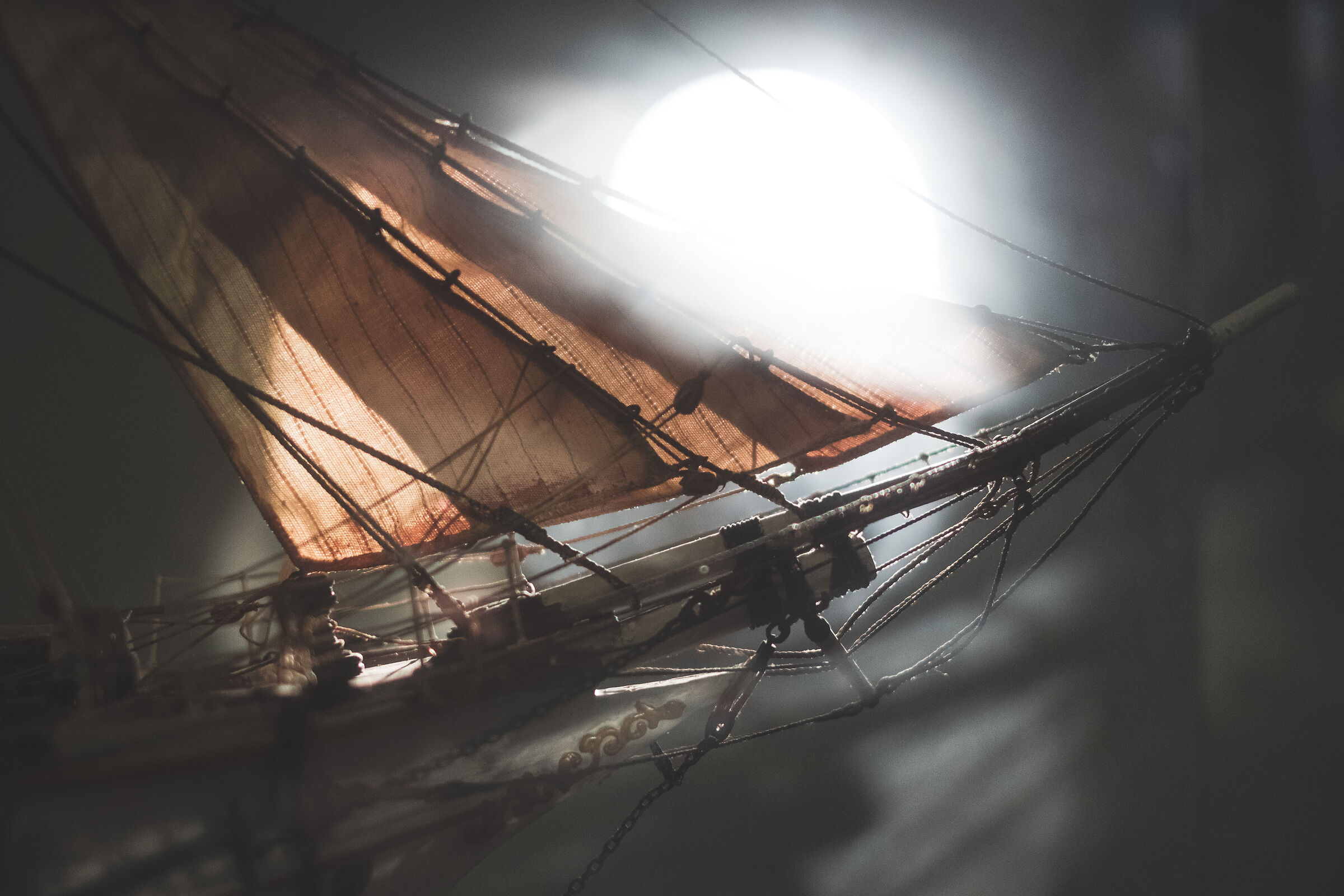 Model sailing ship