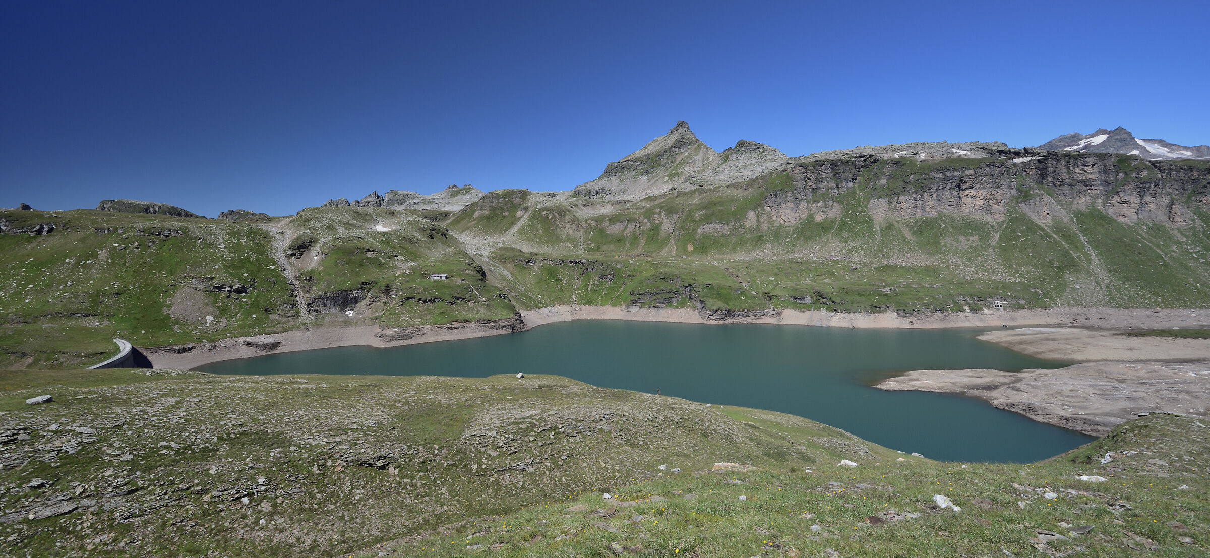 Lower Lake Busin