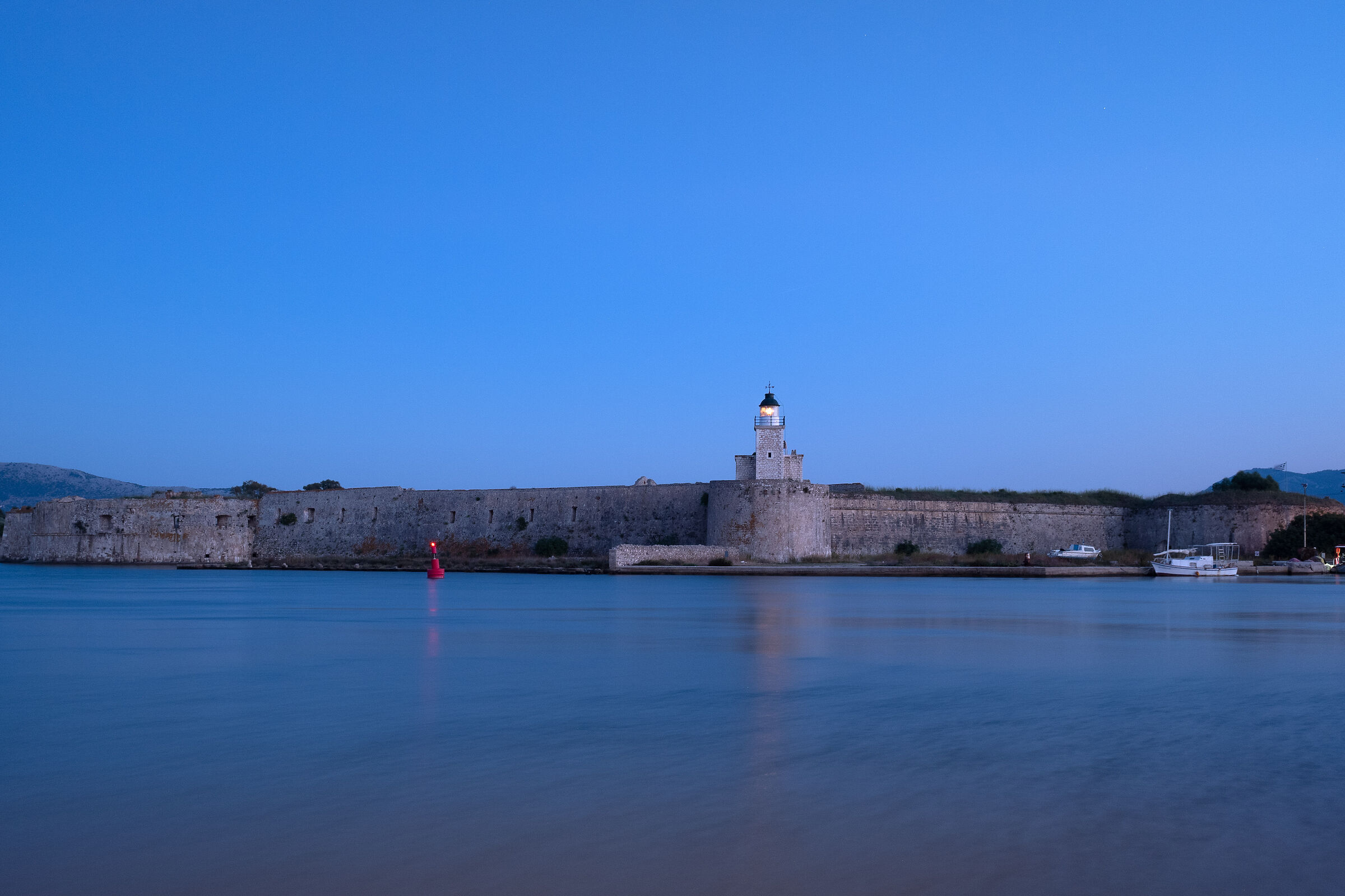 Ultime luci su Agia Maura