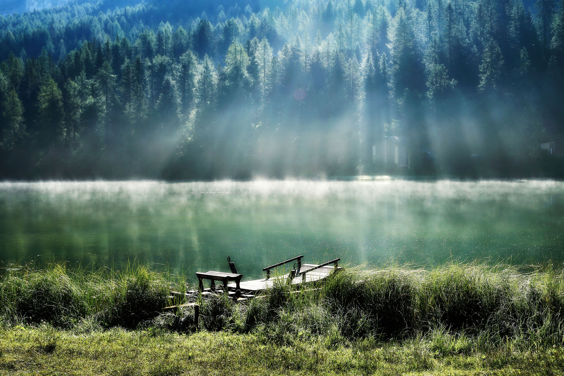 Lago di Misurina all'alba