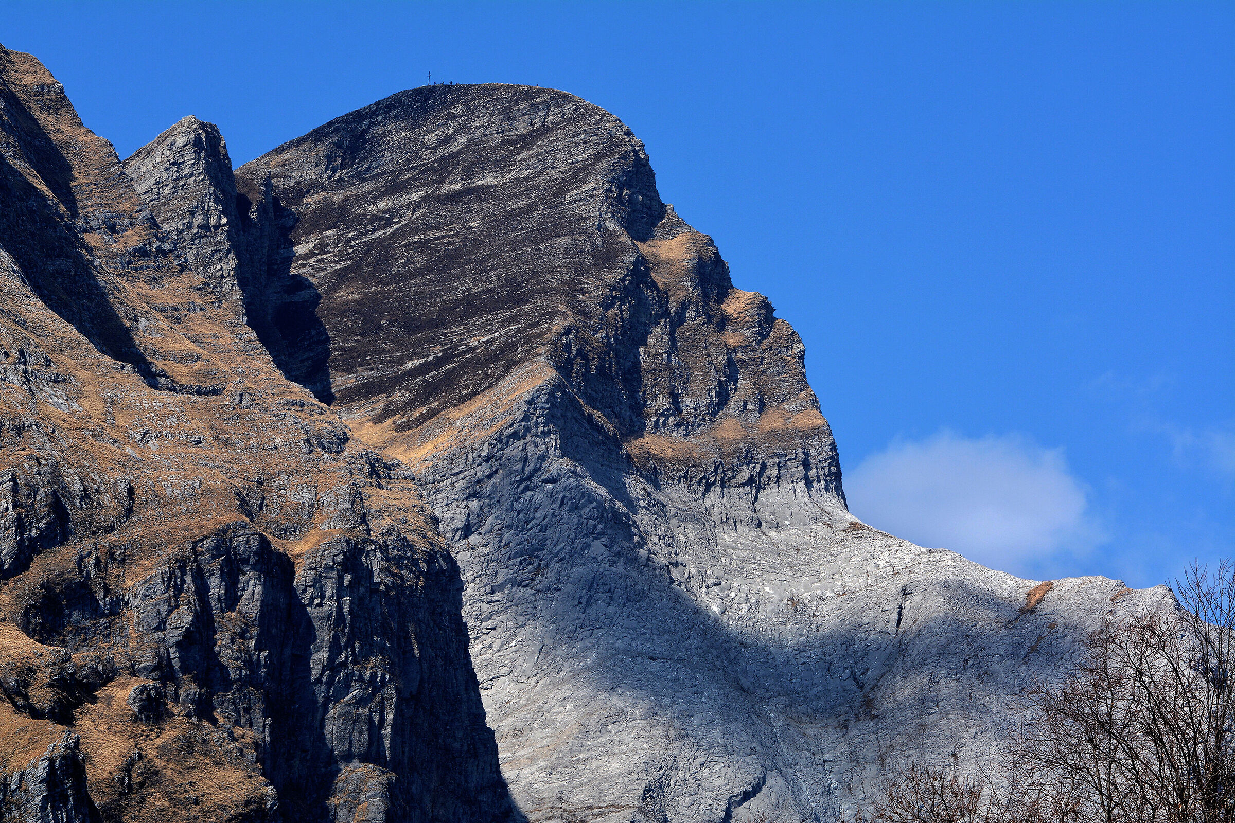 The Skull of the Apuan Alps
