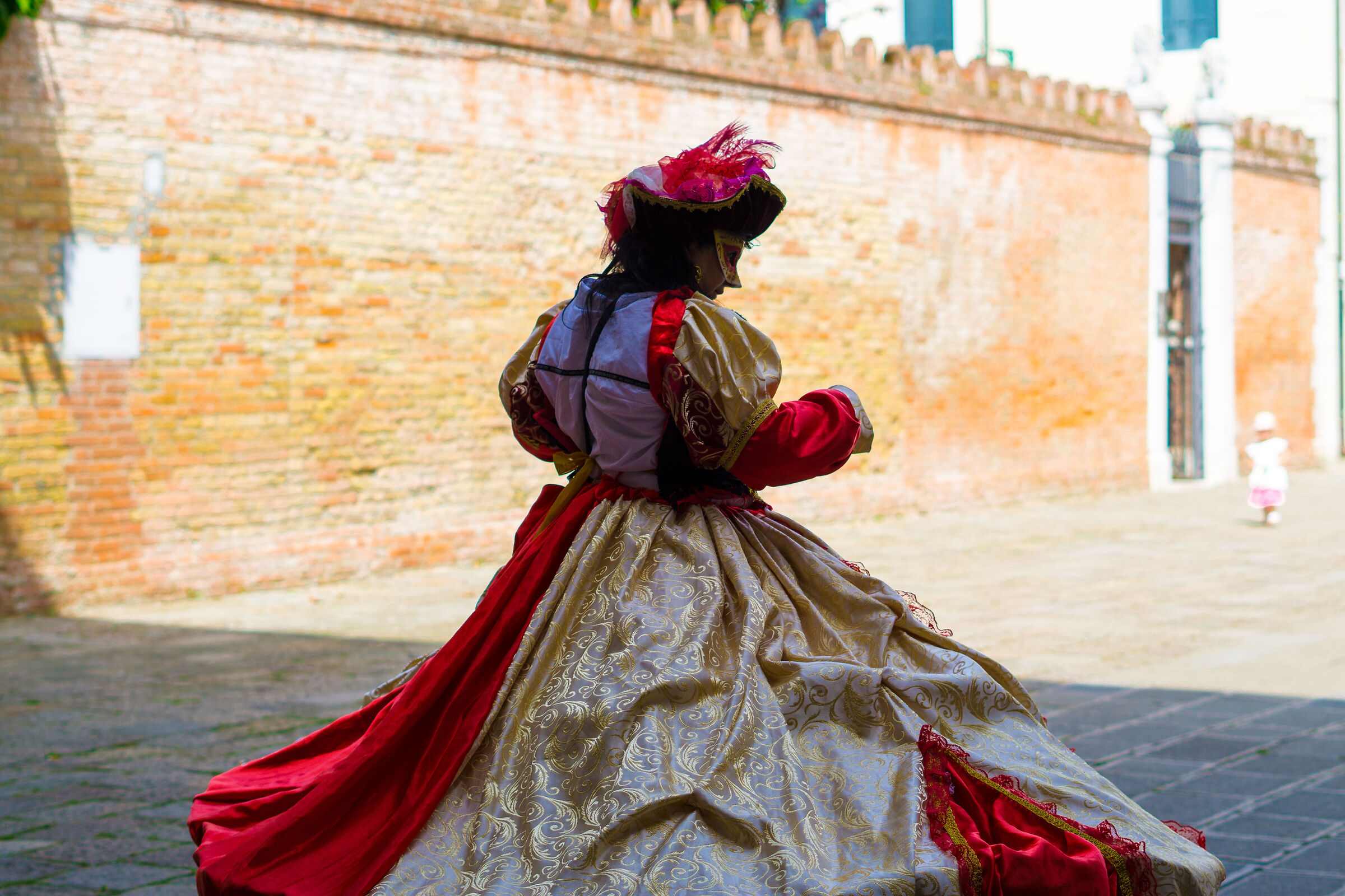 Traditional dressing and masking