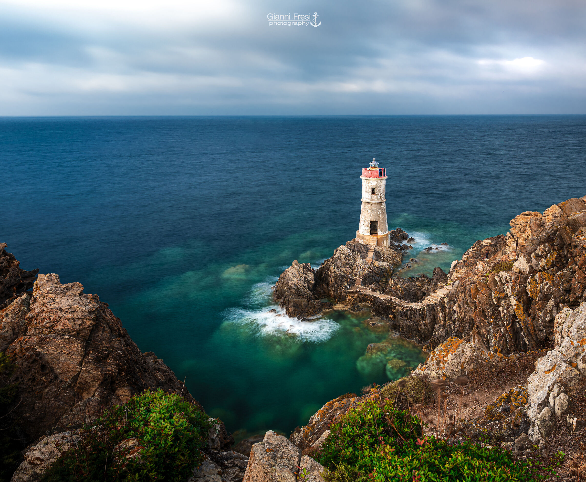 Faro di Capo Ferro