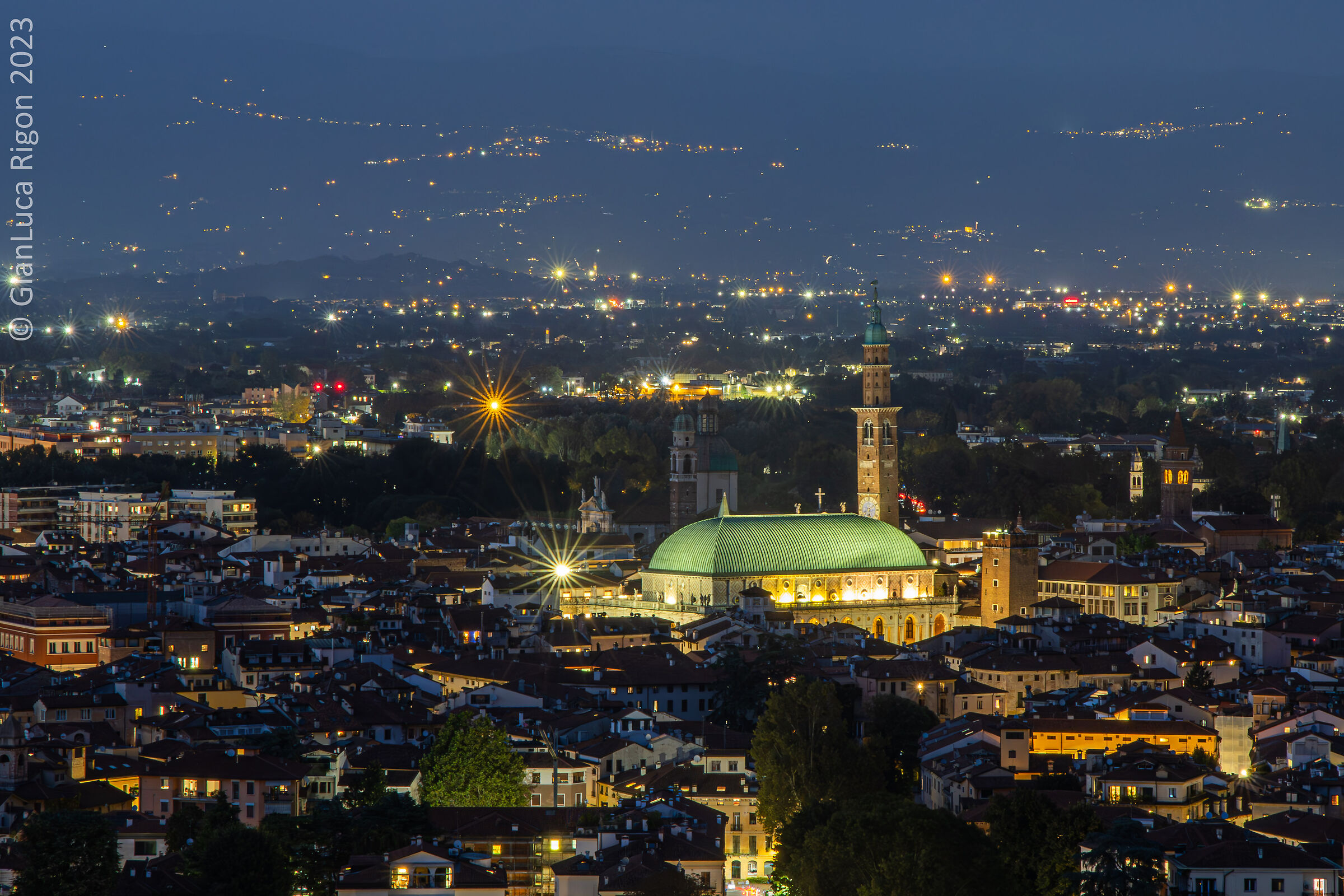 Vicenza by night