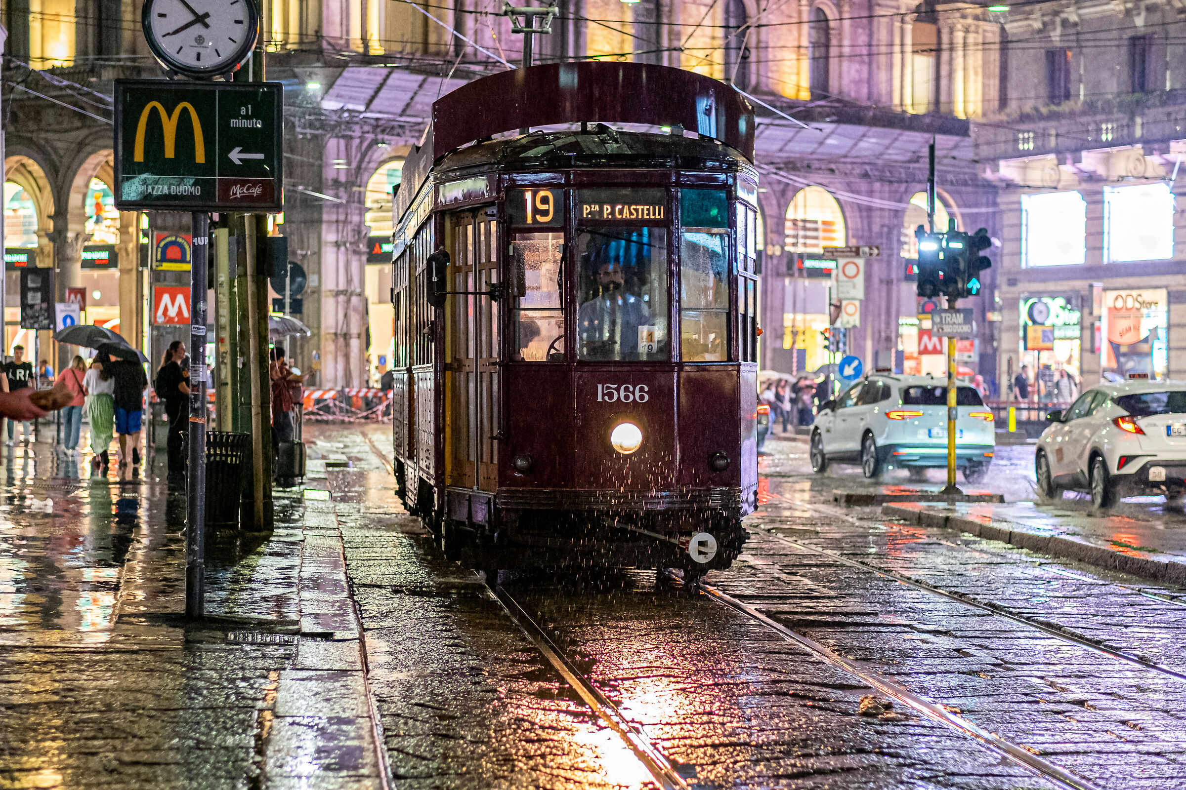 Under the rain - Milano