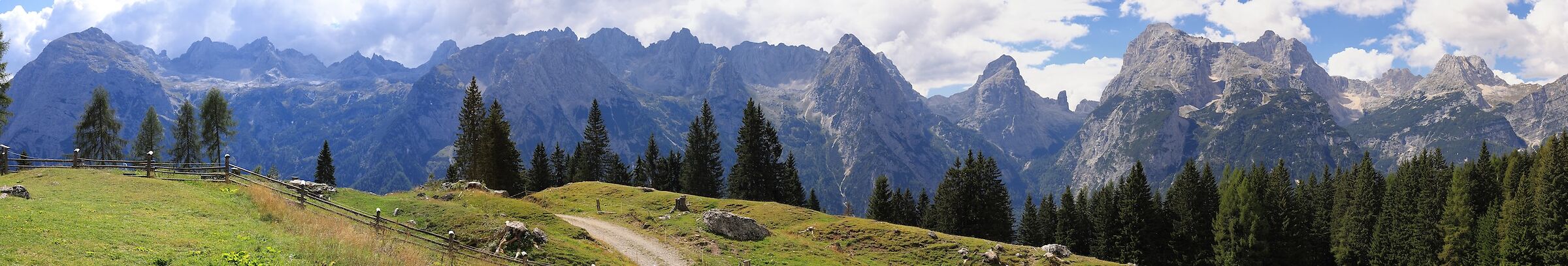 Panoramica da Malga Maraia