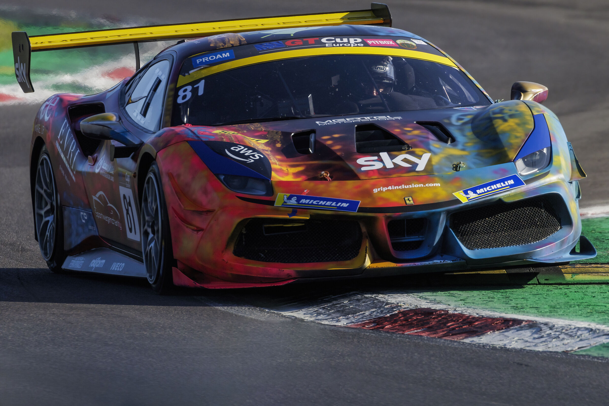 Ferrari 488 Challenge Evo