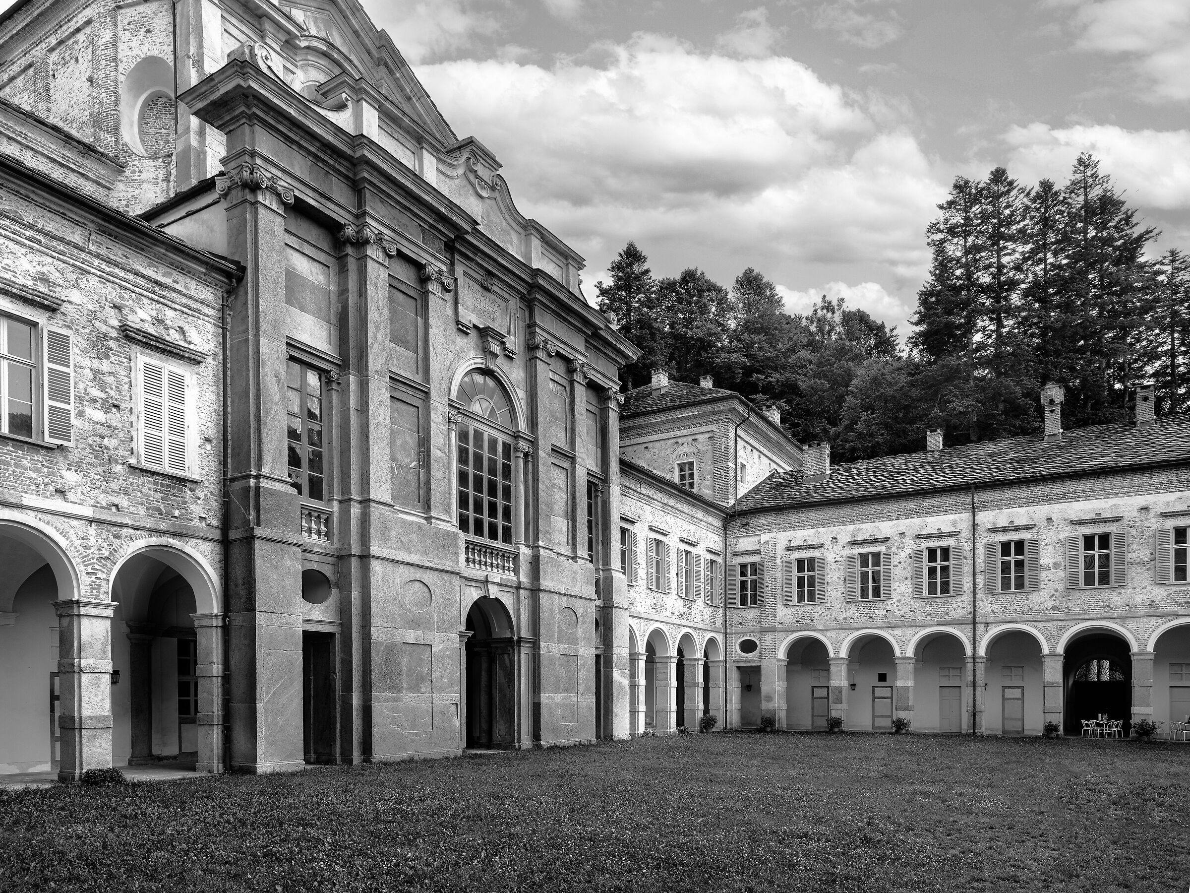 Reggia Sabauda dt Valcasotto - Cuneo - Detail