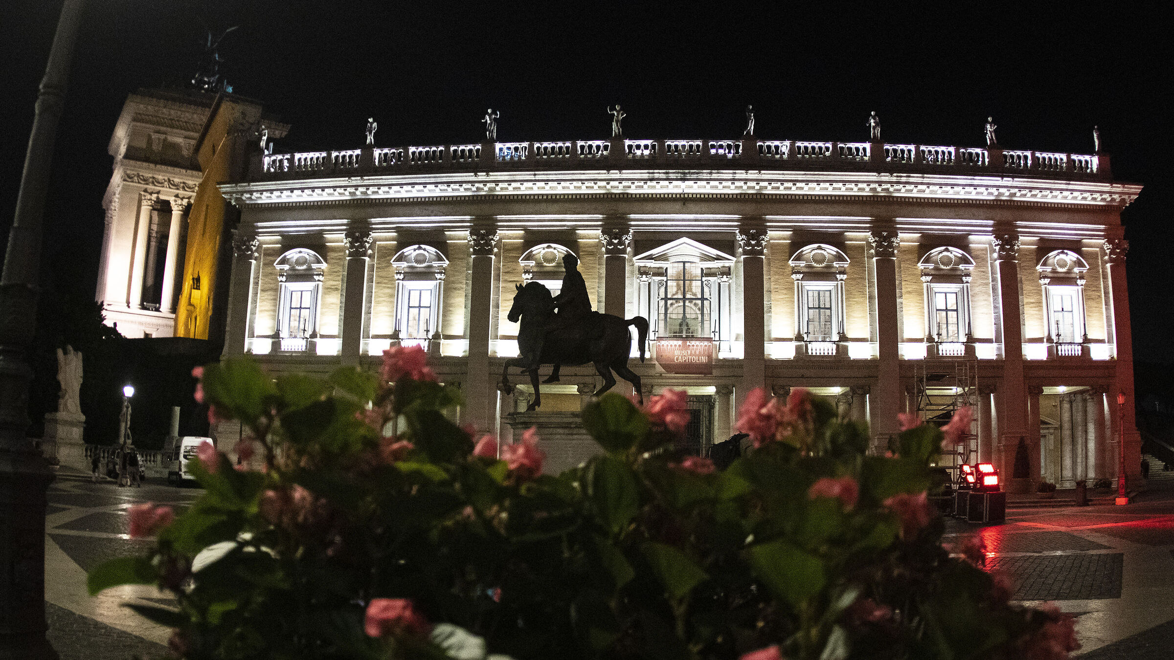 Campidoglio and silhouette by Marco Aurelio