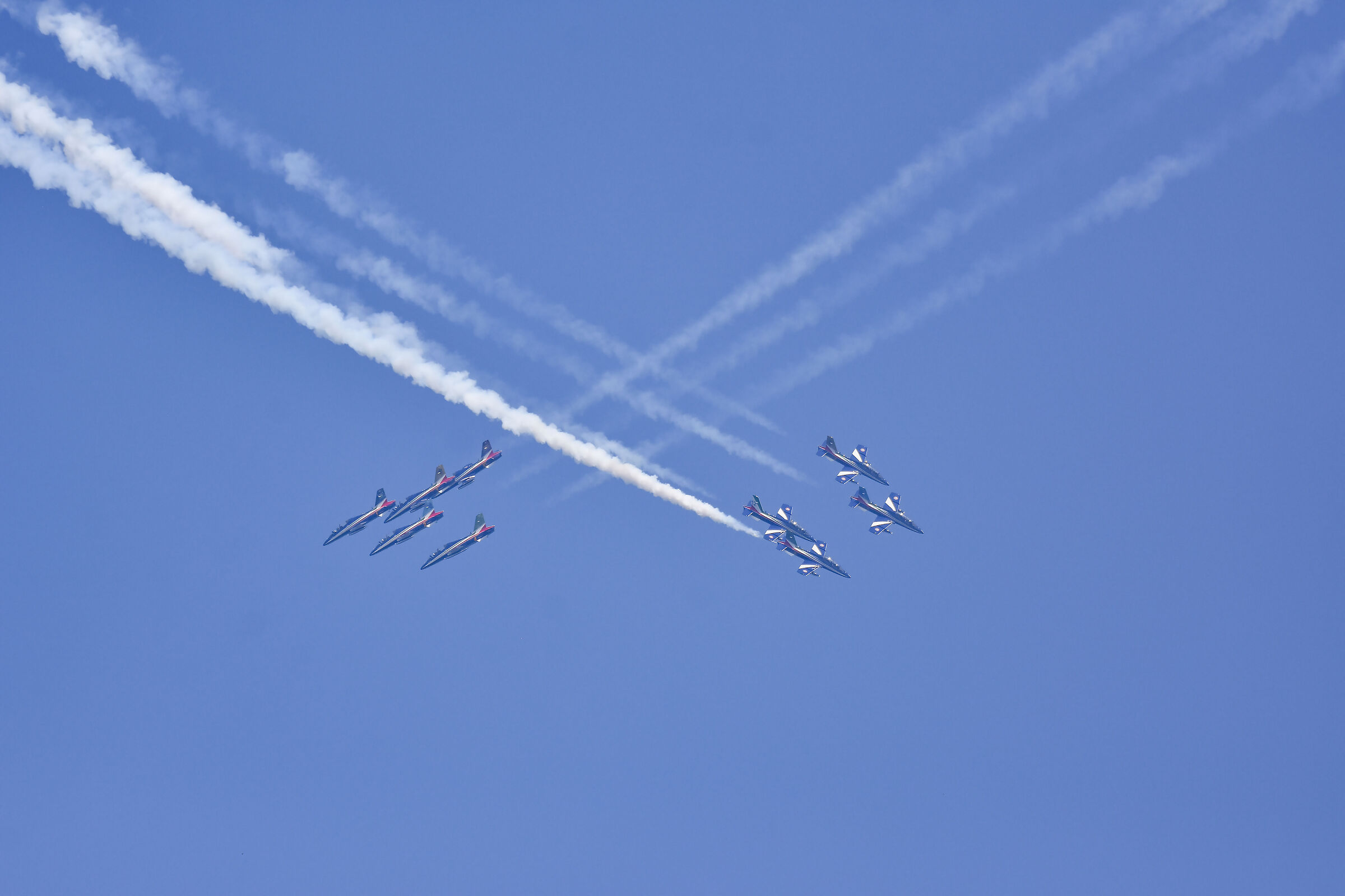 The crossing of the Arrows