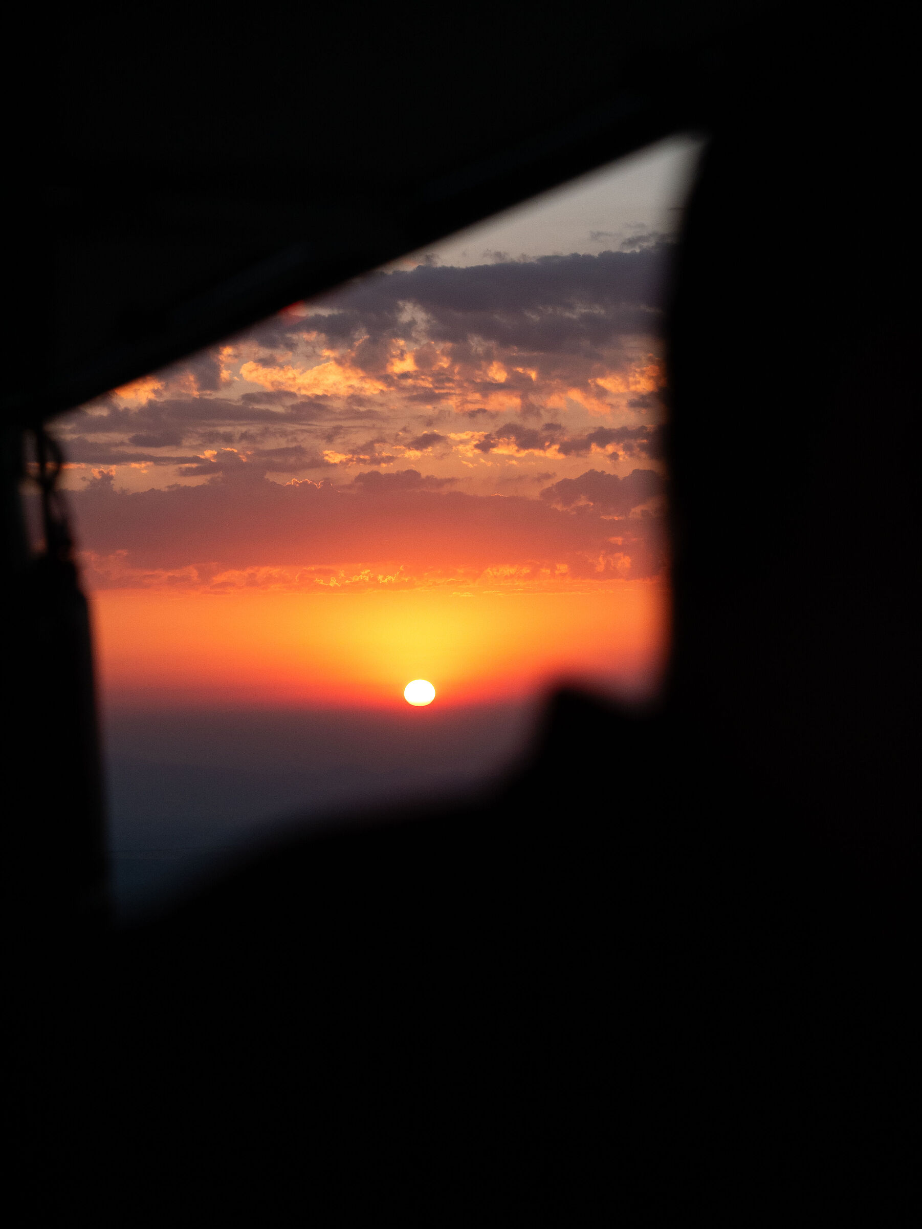 Cpb 08 L'oriente ti abbraccia