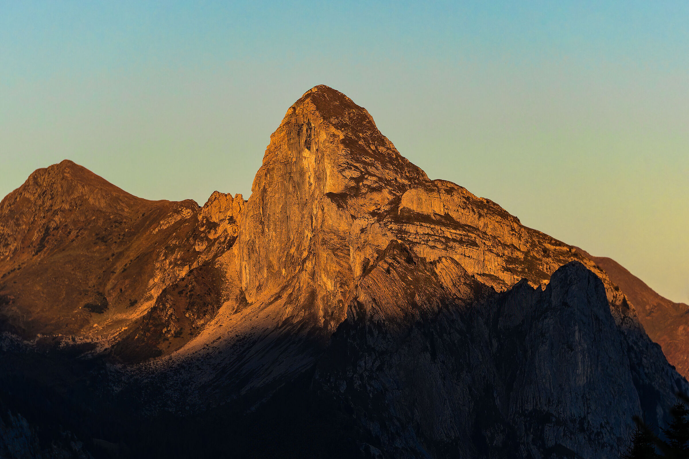 Last lights on the Gamspitz Carnic Alps