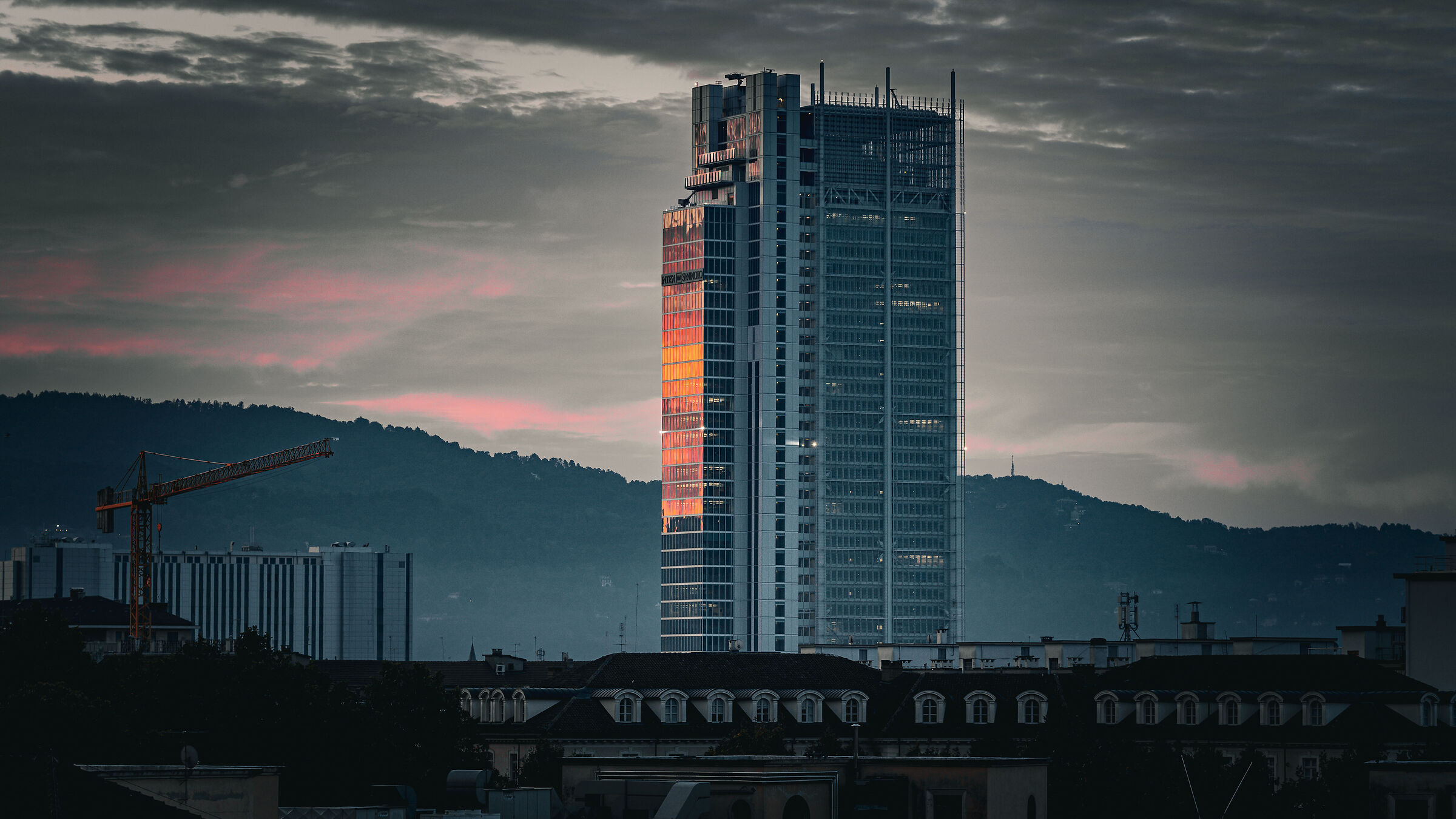 L'alba su Torino