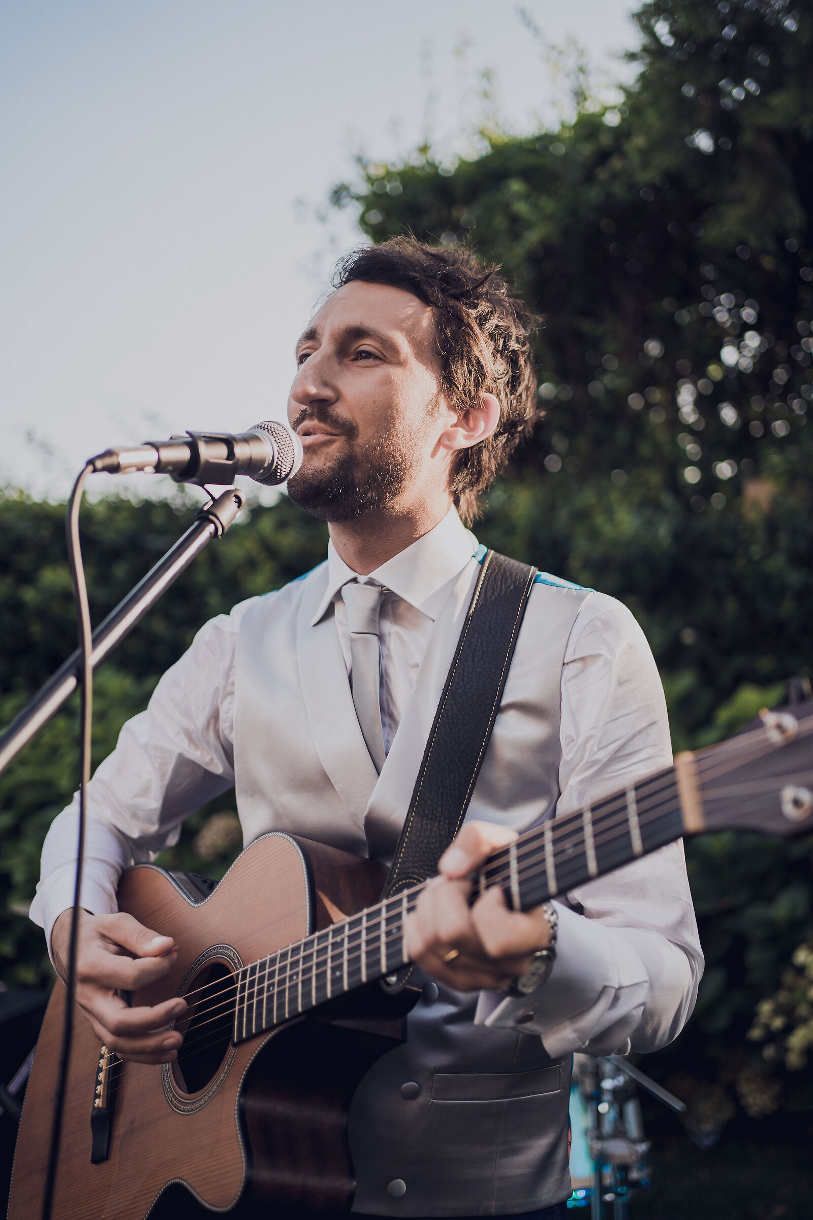 Singer groom