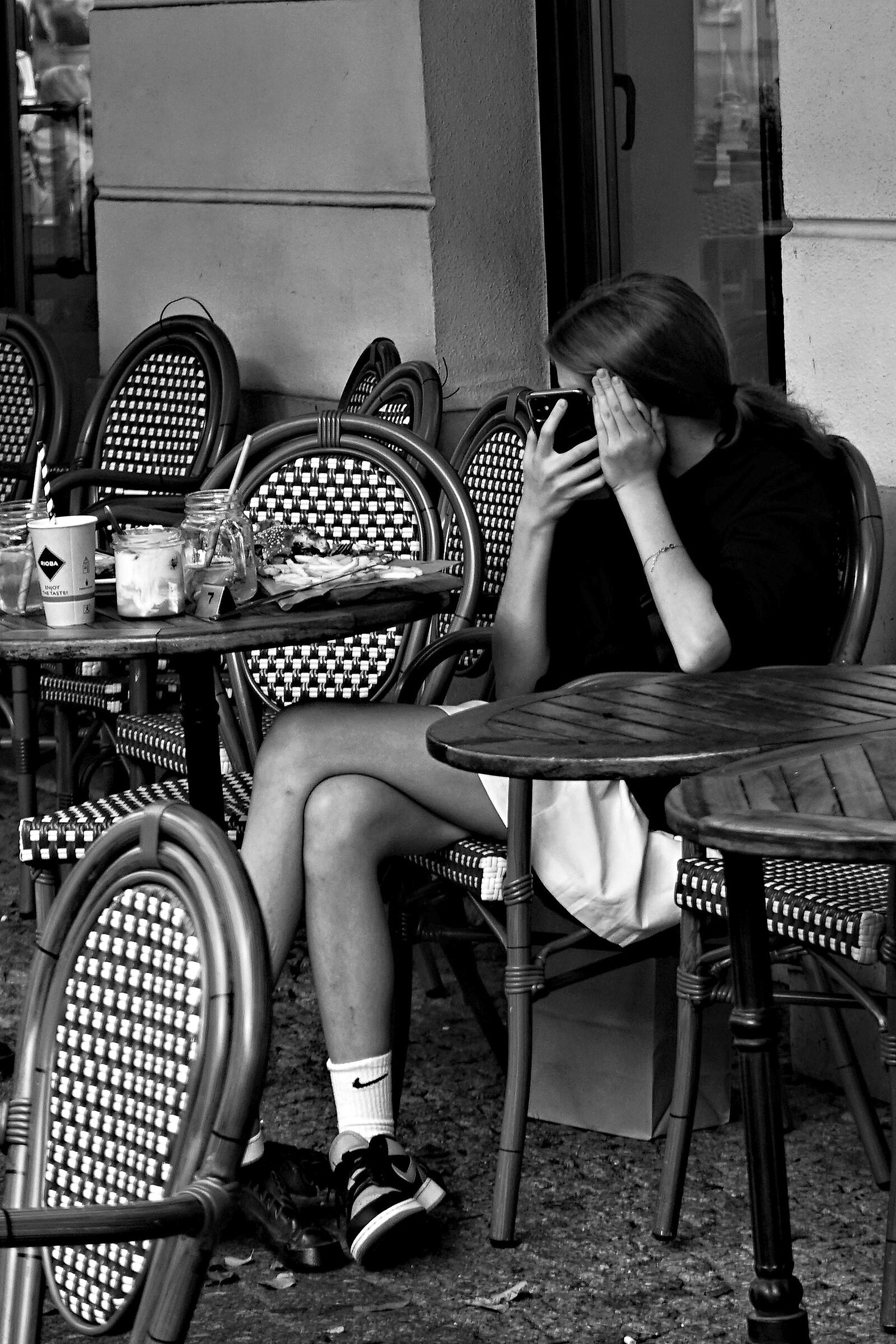 intrusive photographer